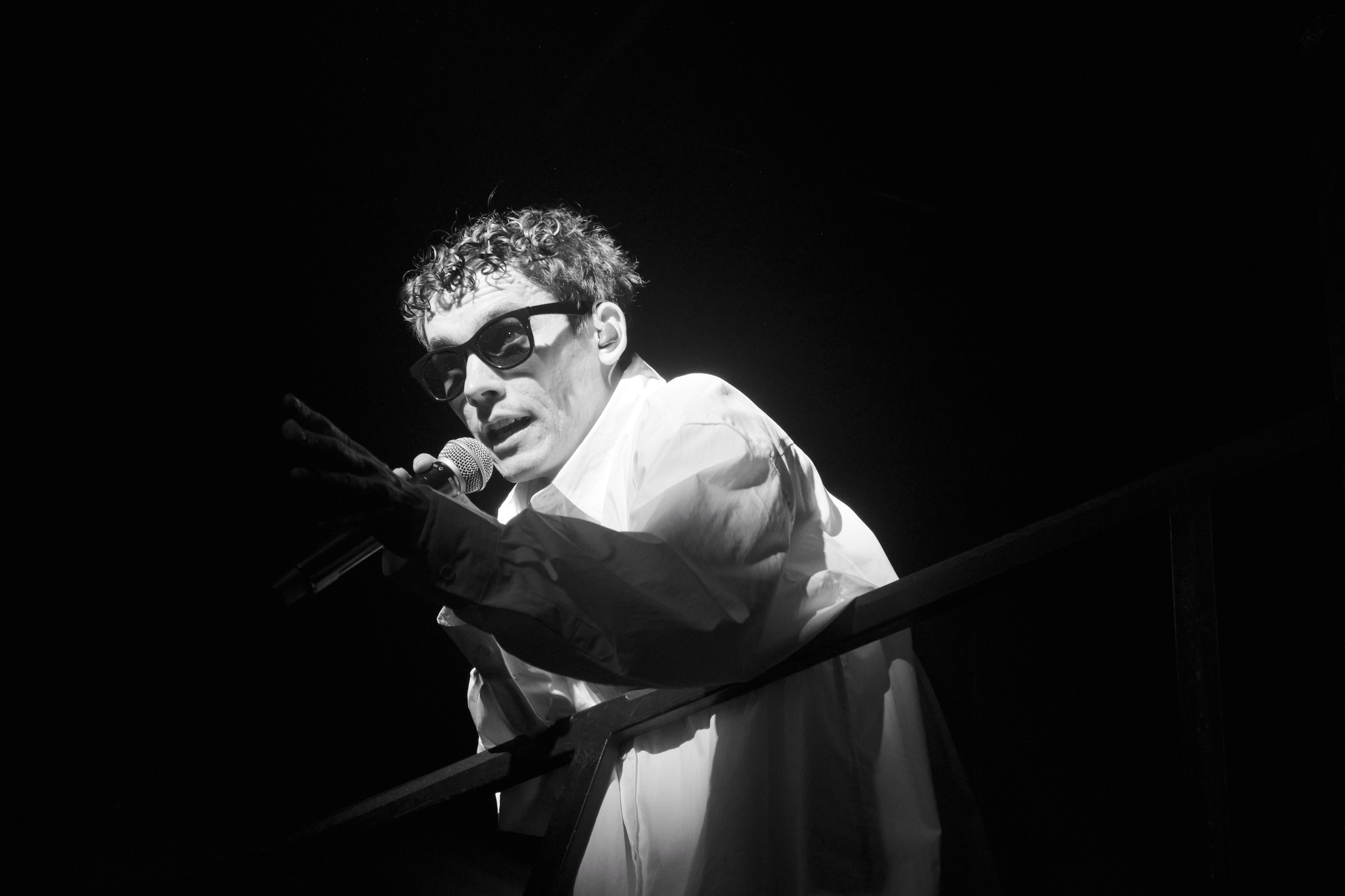 Антоха МС. Фотограф и оператор Сергей Окладников