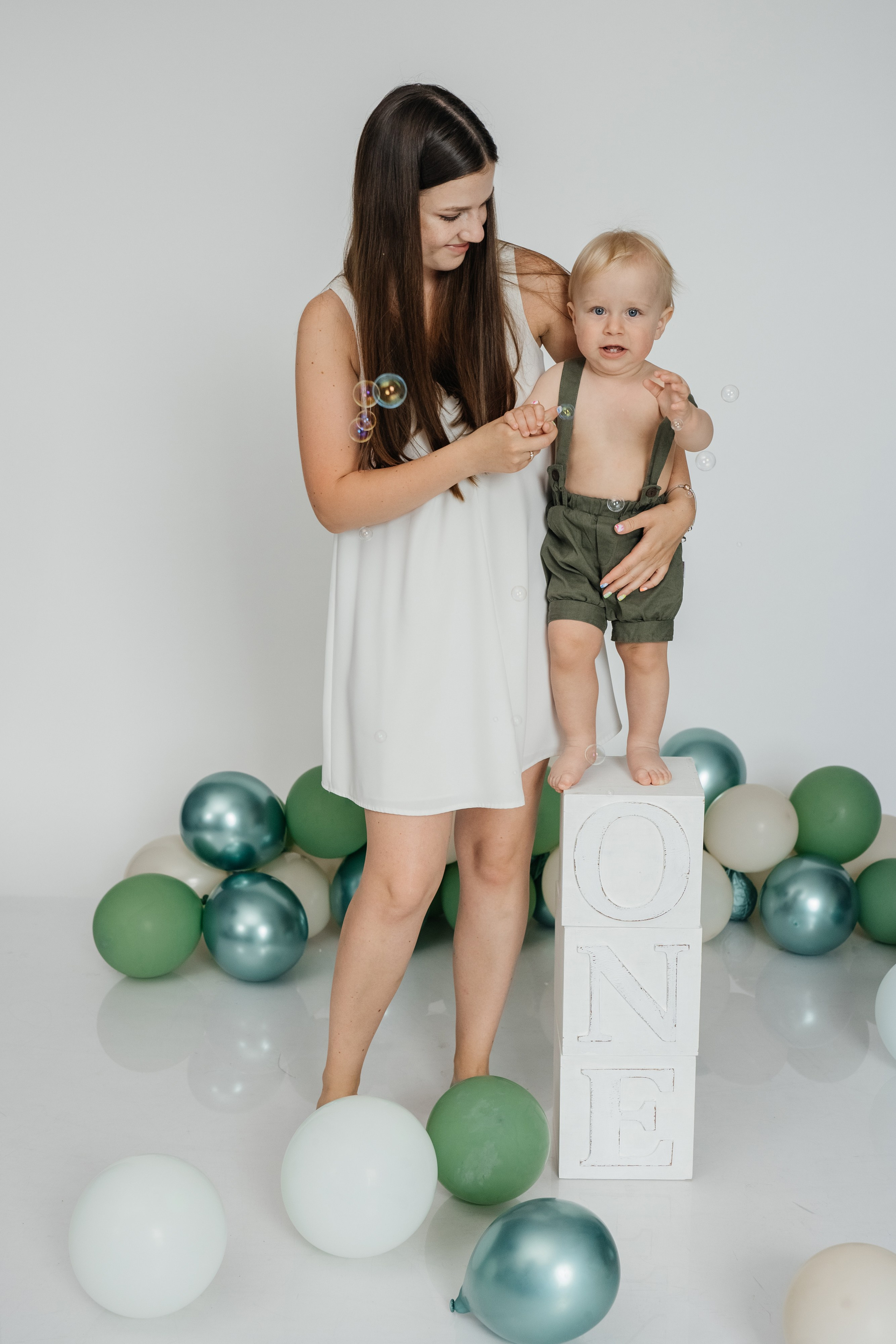 Годовасики. Лана Абрамян-Фотограф новорожденных и беременных в Новороссийске Анапе