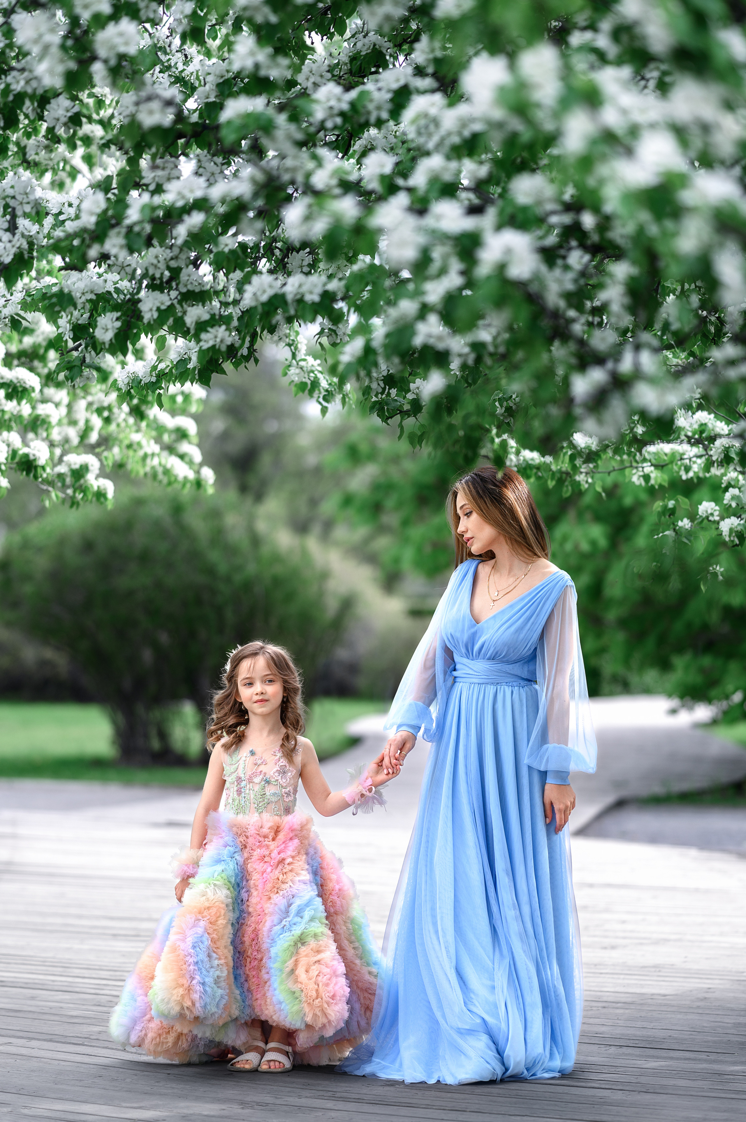 В яблоневом саду. Фотограф Елена Сасс Москва