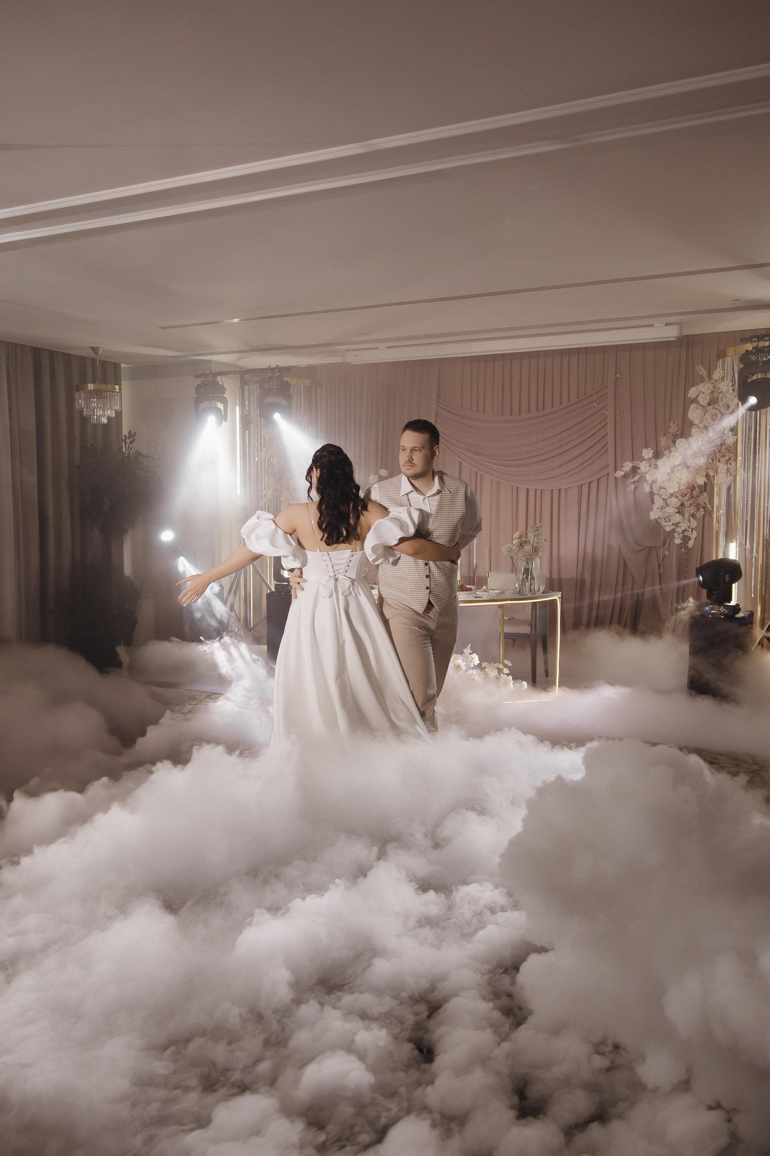 МАКСИМ И ЛИЗА, ЧЕЛСИТИ. Свадебный и индивидуальный фотограф в Челябинске Евгения Негодяева