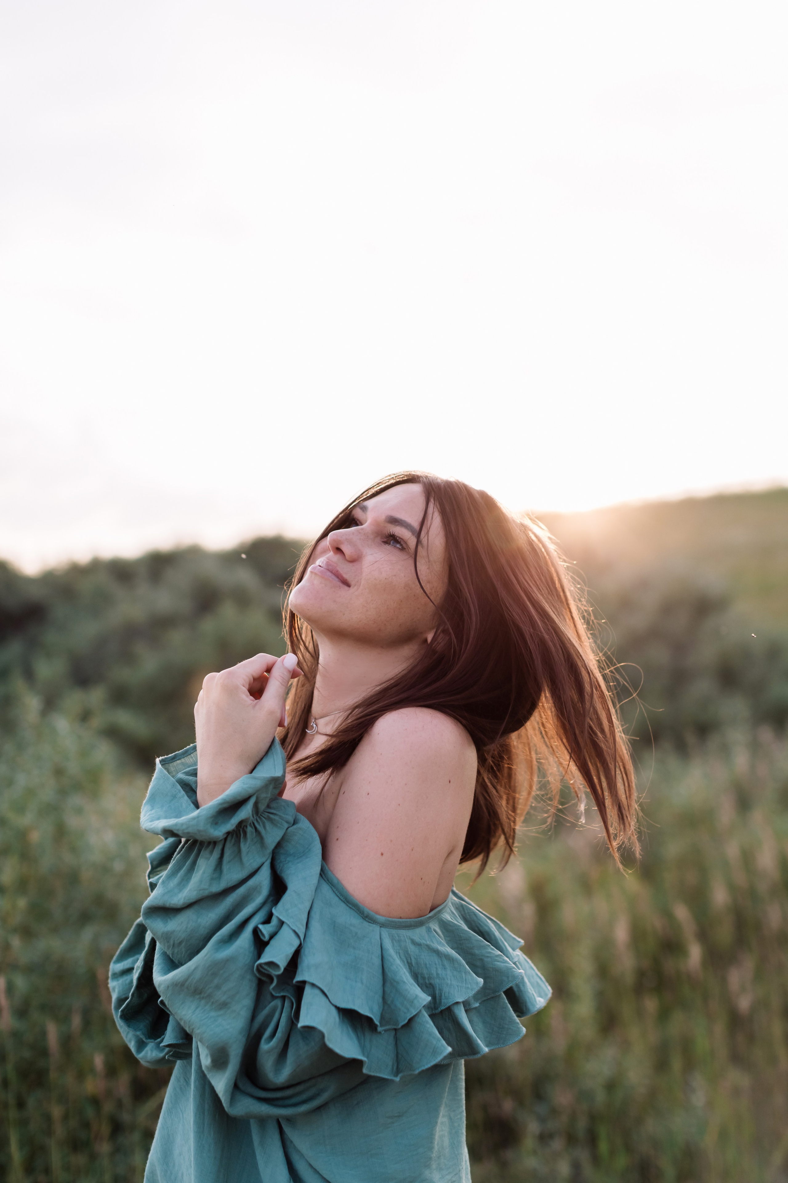 алёна малахова фотограф новосибирск семейный детский домашняя фотосессия в новосибирске день рождения репортажная съёмка фотосессия с лошадьми на конюшне деревня алтай  на природе фотосессия в детском саду мама и сын предложение руки и сердца идея  помолвка фотосессия берег закат детский день рождения годик торт аниматор лофт игровая продолжение следует prodoljenie_sleduet_  корпоратив тимбилдинг первоклашка линейка  контент  бизнес портрет оперный новат франция берет весна девушка мама и дочь мать и дитя