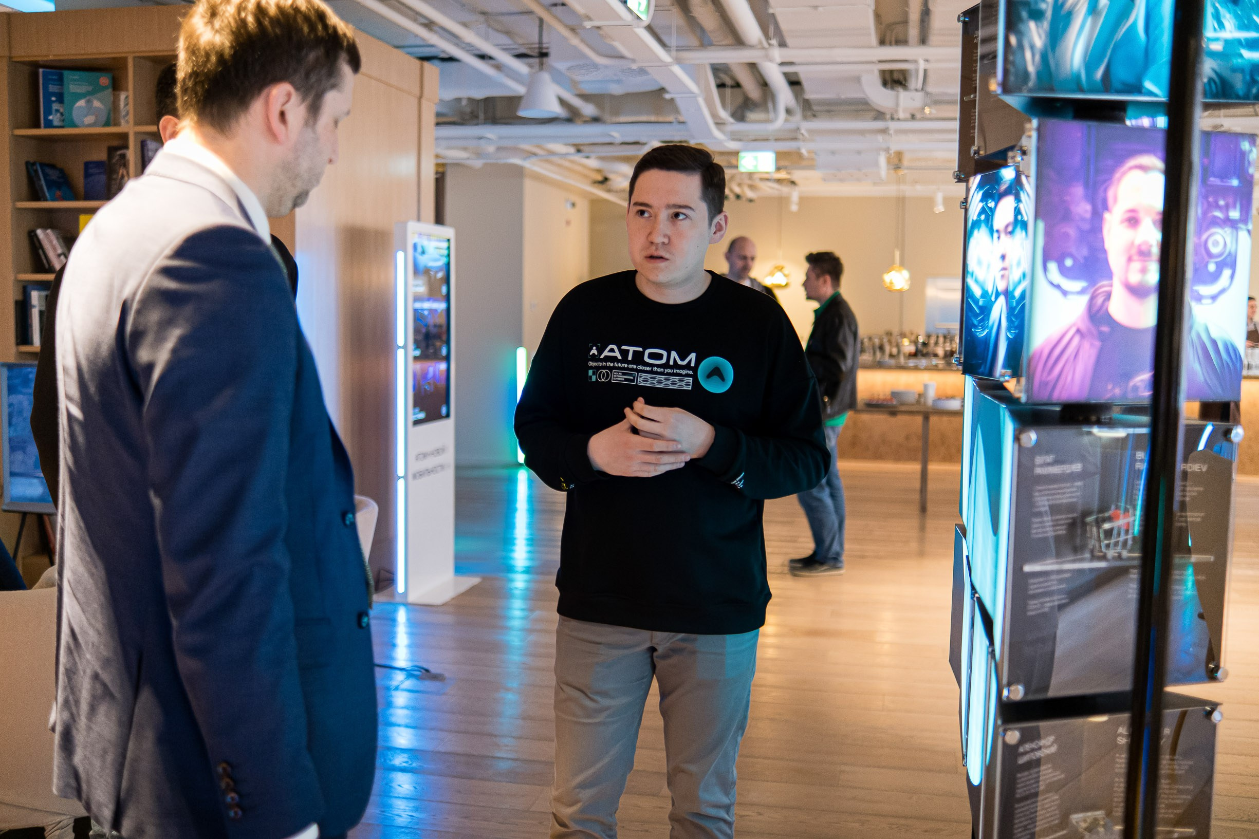 ATOM. Премьера Российского электромобиля. Репортажный фотограф Денис Тихомиров. Москва