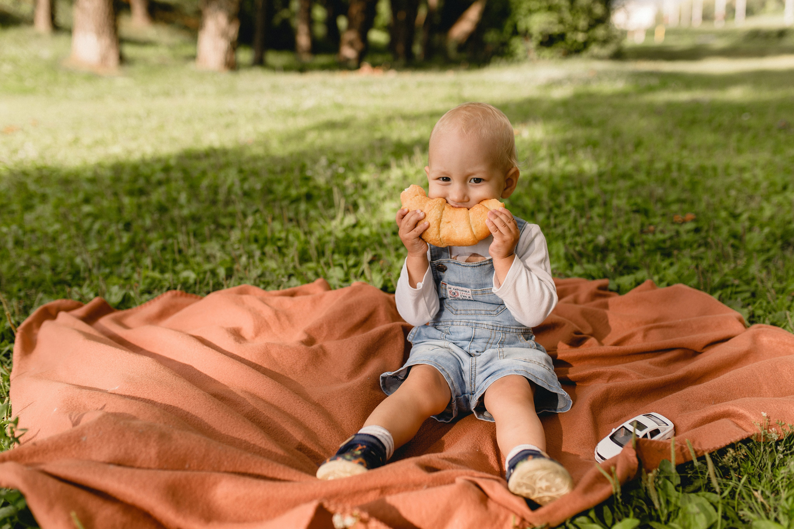 Денис, Настя и Андрюша. Главная