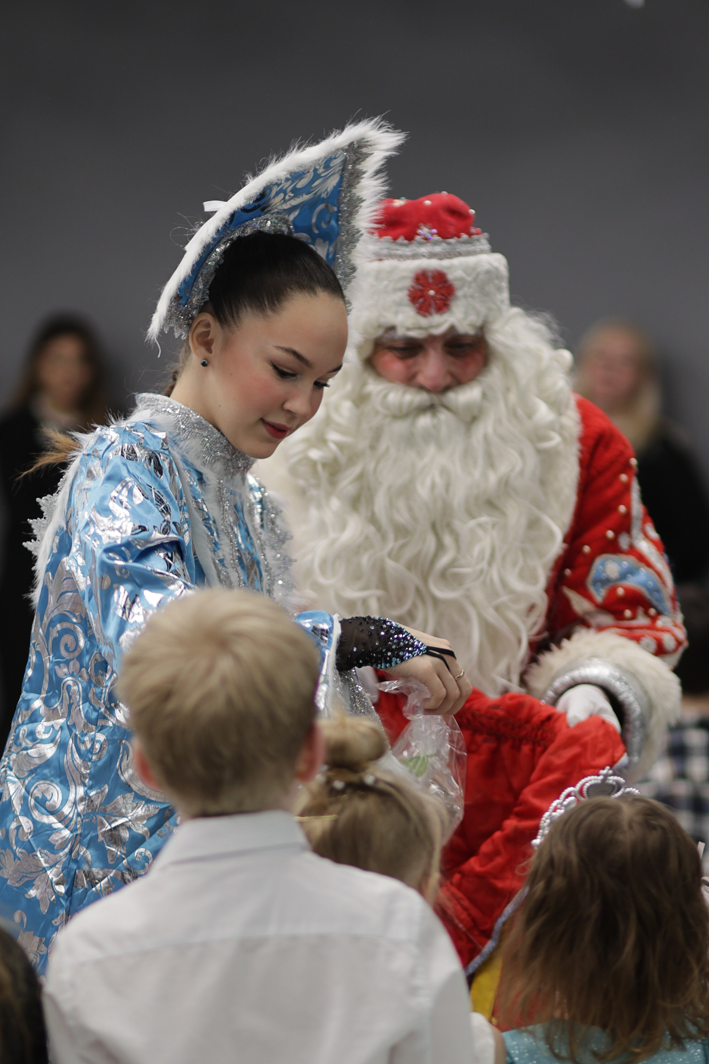Новогодняя семейная фотосессия в атмосфере тепла и уюта