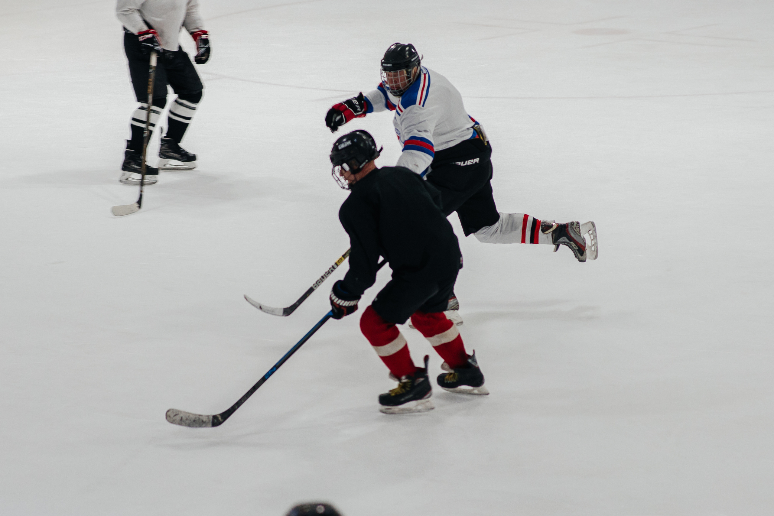 Хоккей высшая лига. Александр Оношкин. Свадебный фотограф в Екатеринбурге