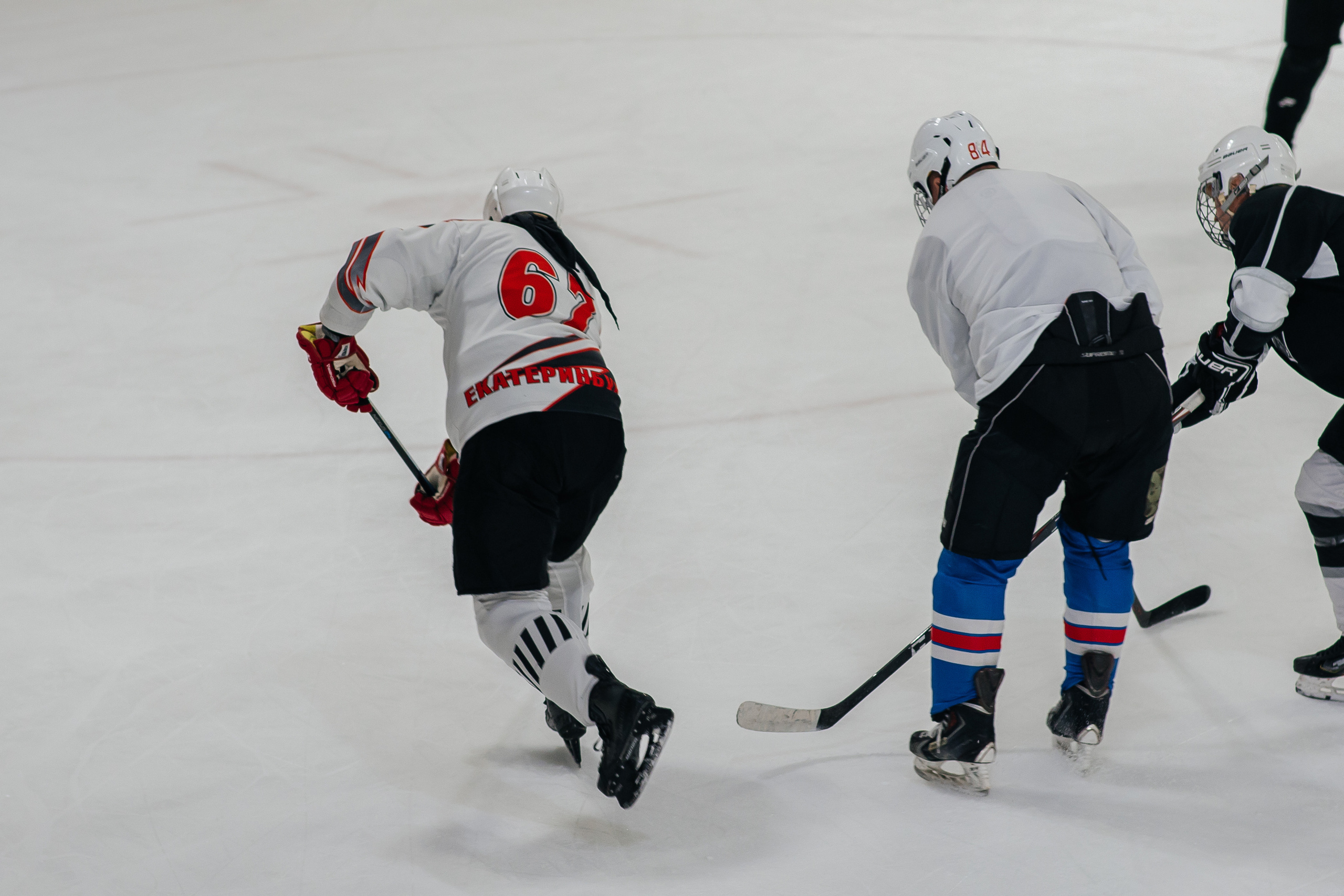 Хоккей высшая лига. Александр Оношкин. Свадебный фотограф в Екатеринбурге
