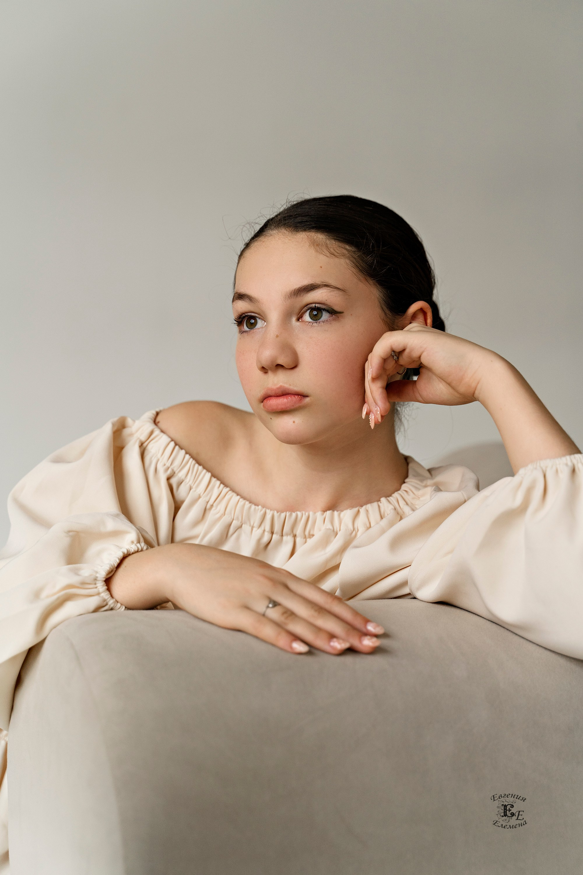 Фотосъемка Таисии и подружек. Семейный и портретный фотограф в Санкт-Петербурге Евгения Елемена