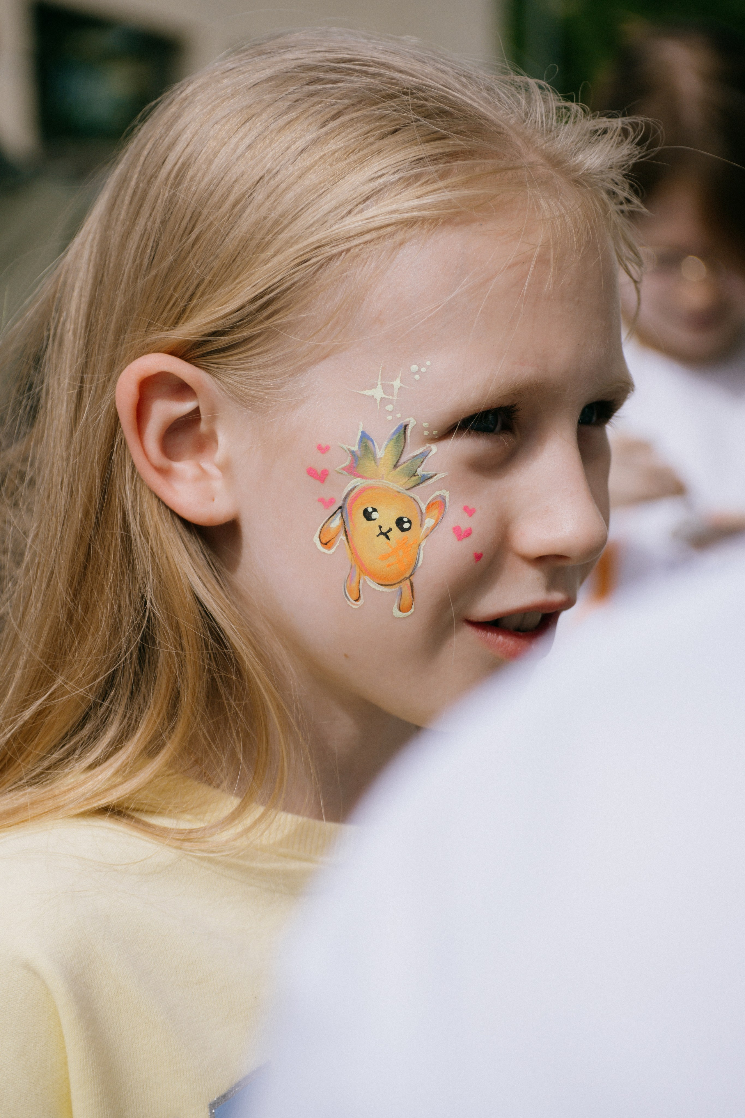 OK Mag SUMMER FEST 2025. Бэкстейдж и репортажный фотограф в Москве Артем Онацко