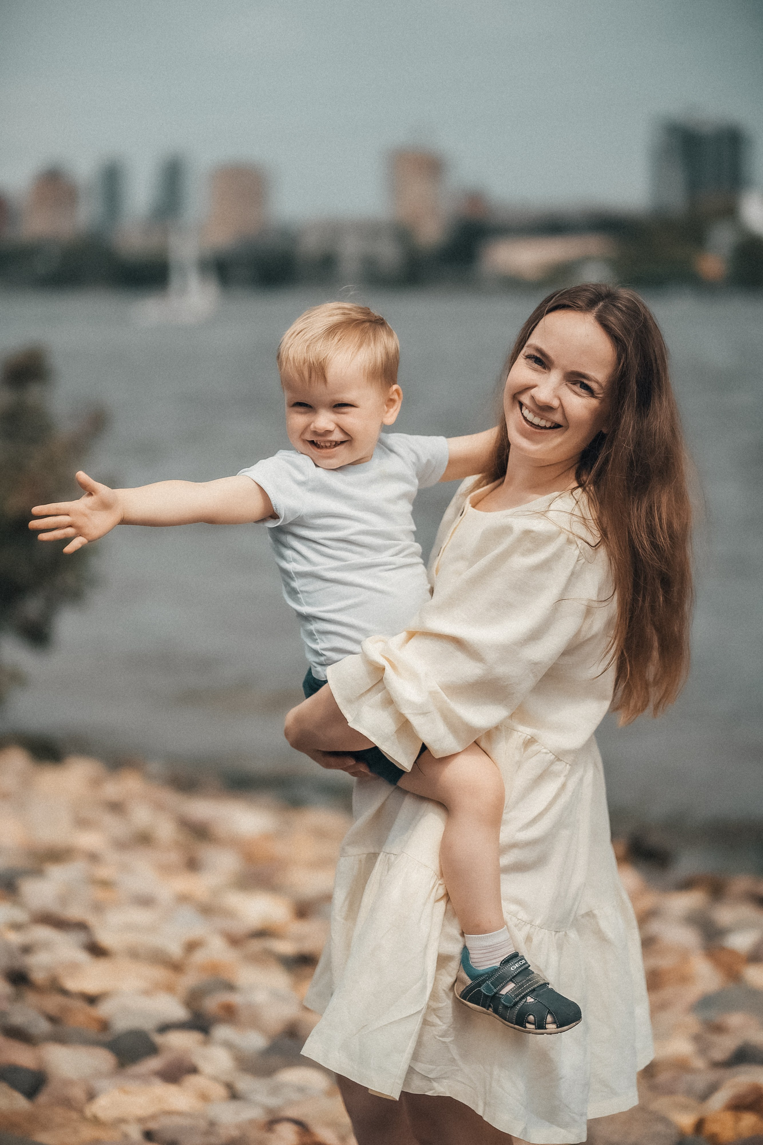 Речная прохлада и солнечные улыбки. Главная