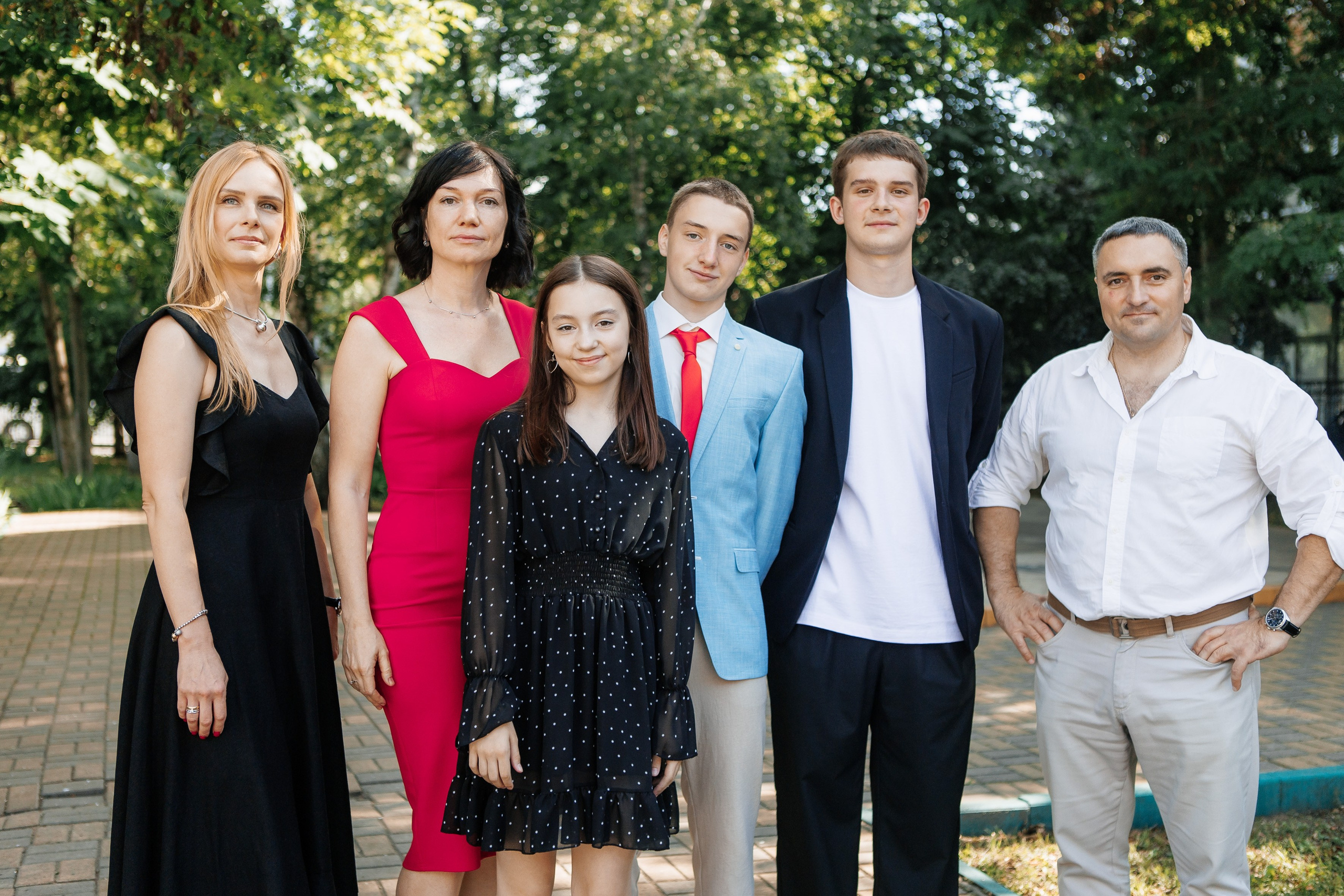 Выпускной Гимназия 12 2024 г. Свадебный и портретный Фотограф в Липецке Дмитрий Котюков