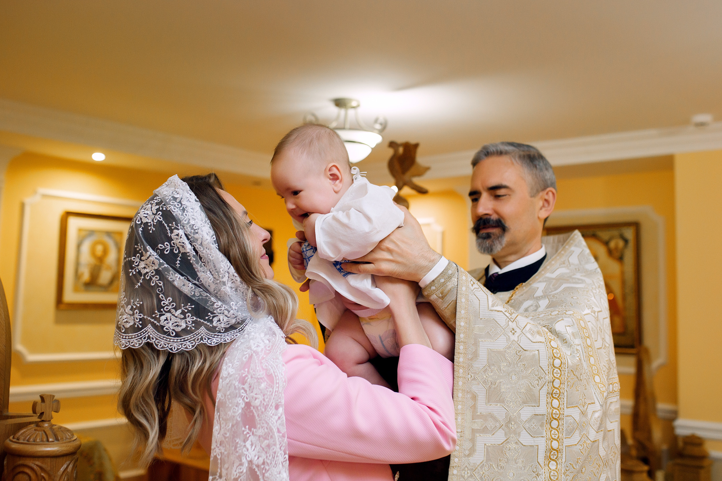 КРЕЩЕНИЕ Ромки Минск. Фотограф новорожденных Оксана Полевская