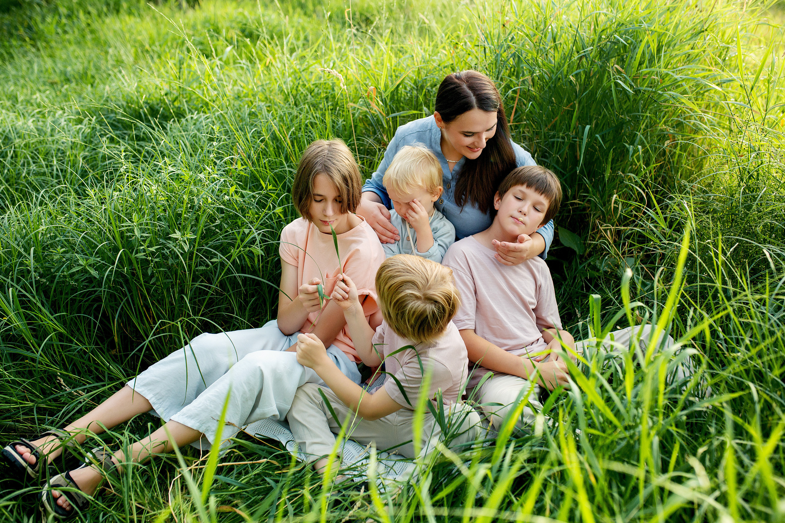 Нелли и дети. Фотограф новорожденных Оксана Полевская