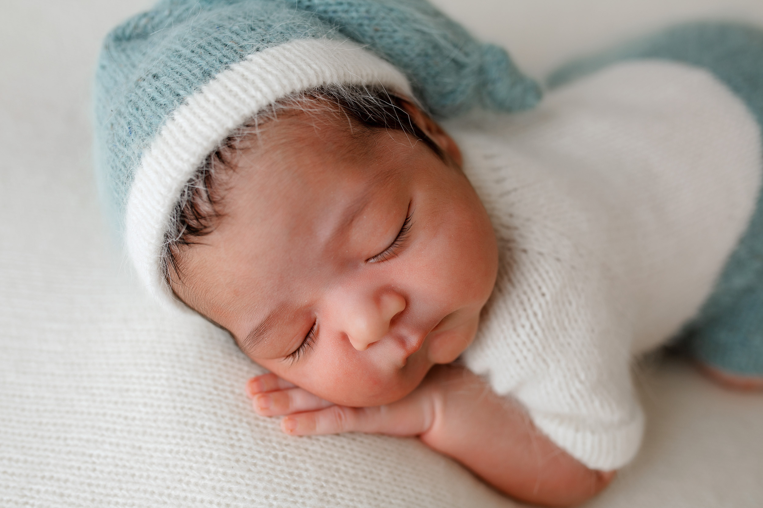 Фотосессия новорожденного Адама. Фотограф новорожденных Оксана Полевская