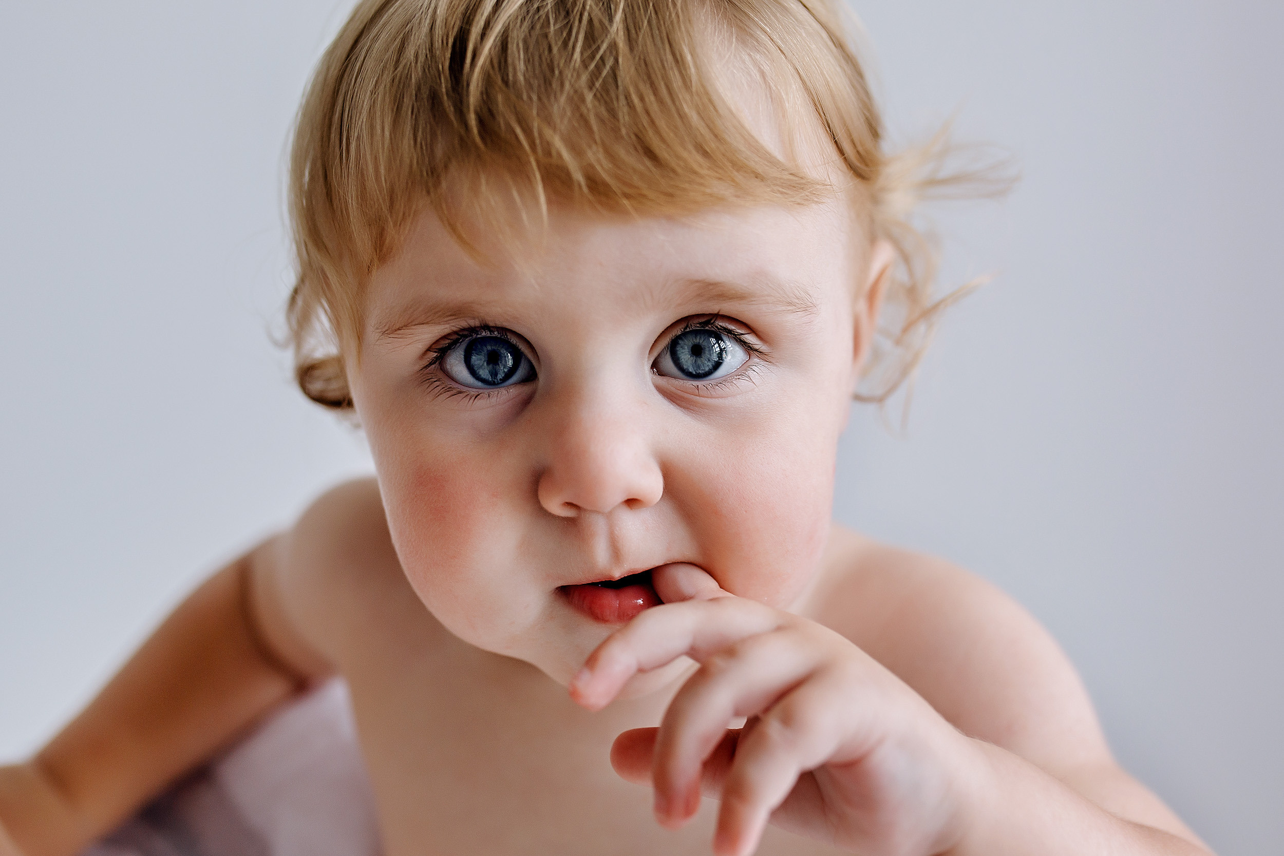 ЯРКАЯ КСЮША. Фотограф новорожденных Оксана Полевская