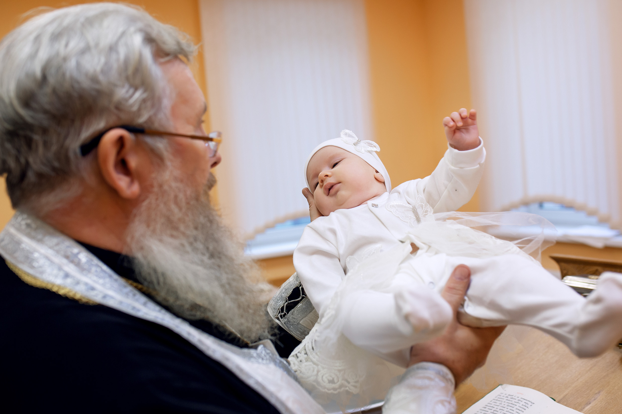 КРЕЩЕНИЕ Верочки Брест. Фотограф новорожденных Оксана Полевская