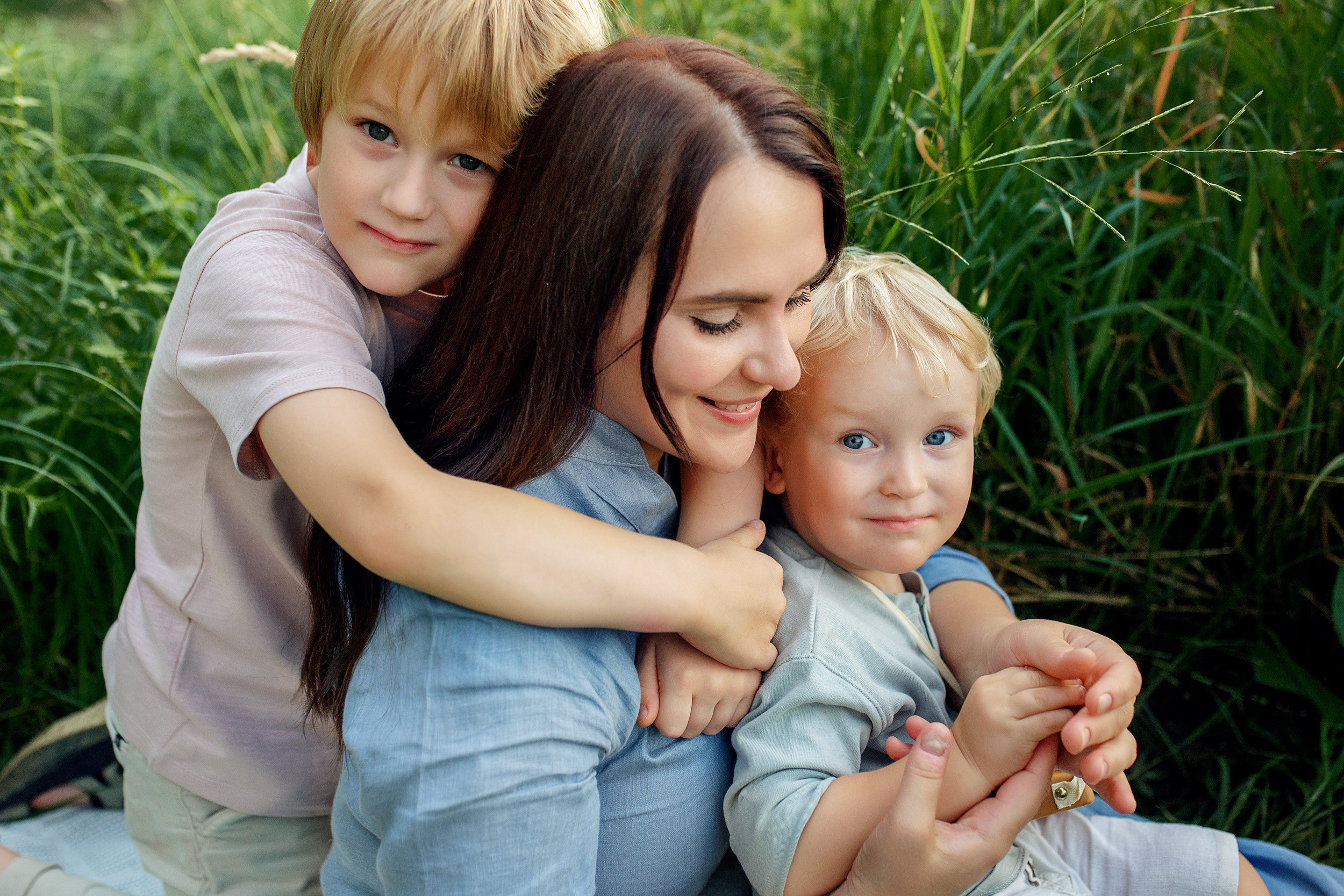 Нелли и дети. Фотограф новорожденных Оксана Полевская