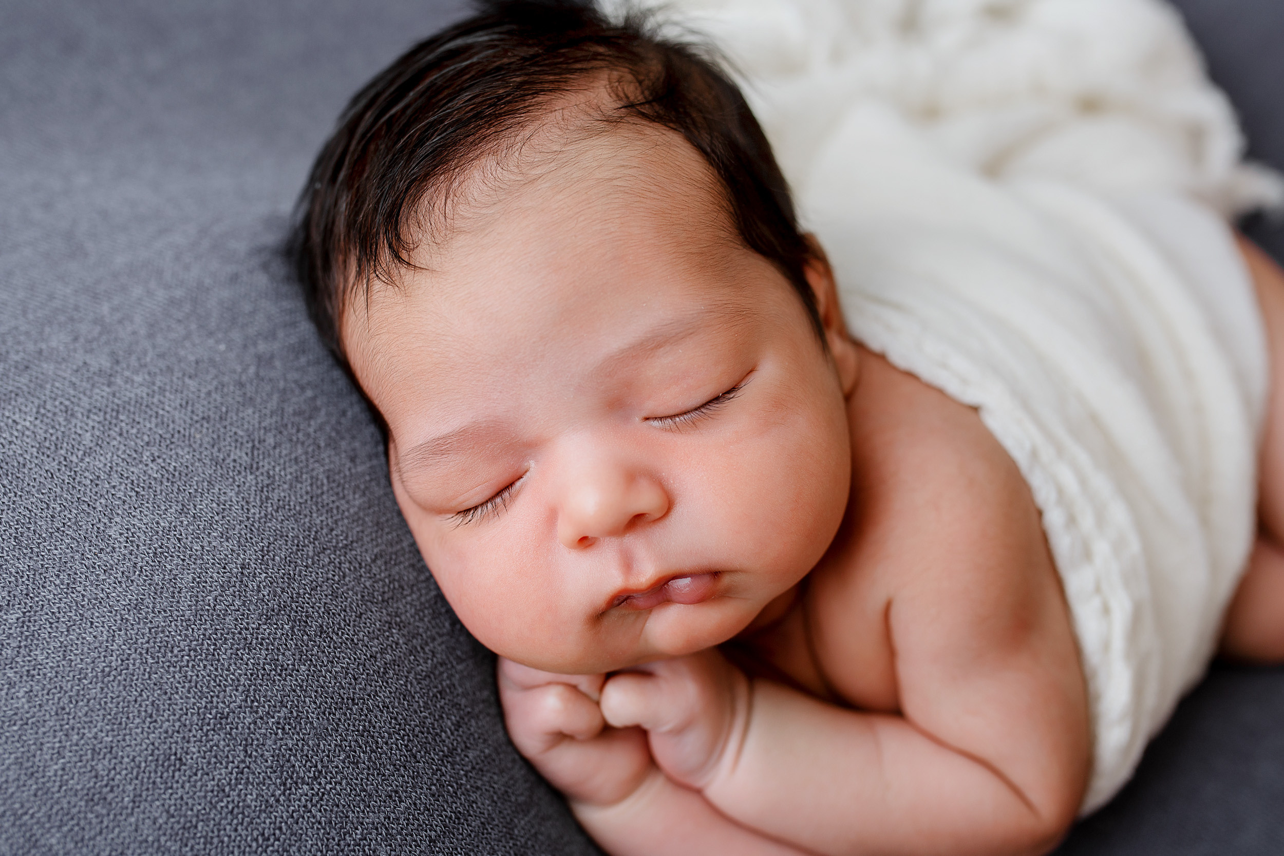 Фотосессия новорожденного Адама. Фотограф новорожденных Оксана Полевская