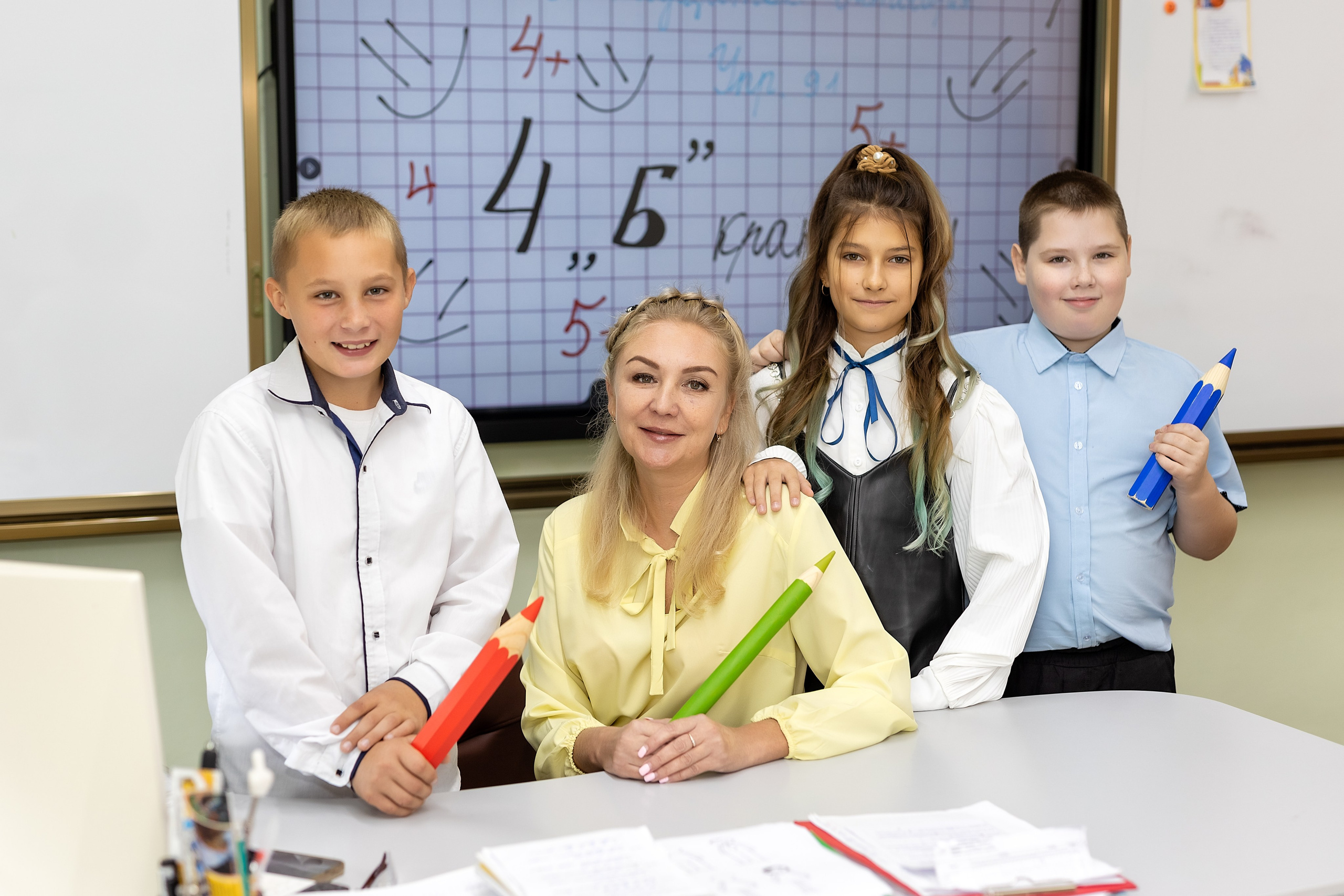 Школа № 4 имени В. Н. Косова, 4б. п.Тавричанка. Стильный выпускной альбом Владивосток фотограф Вероника Мигачева