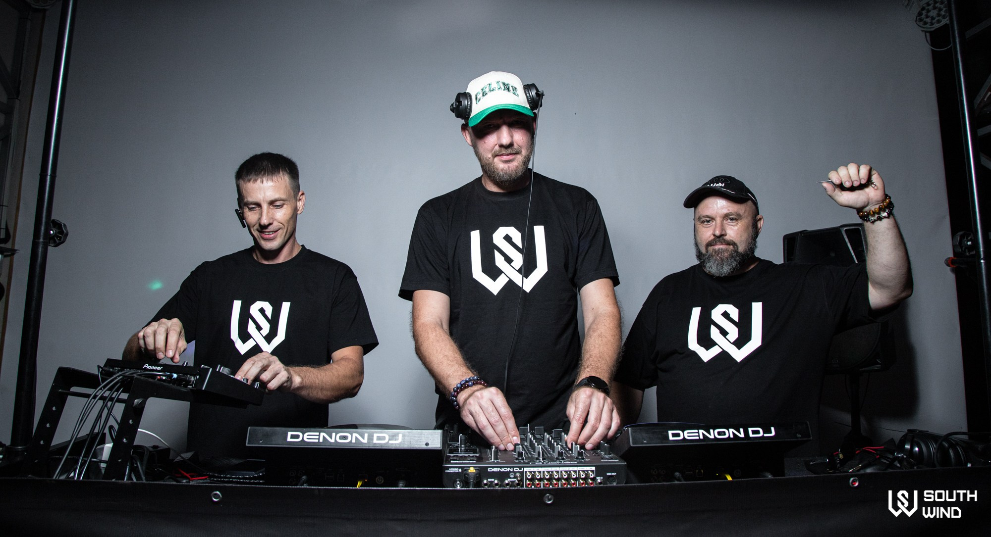 14 09 Вечеринка South Wind в Стереодаче. Репортажный, промышленный и маркетплейс-фотограф Дмитрий Чернат