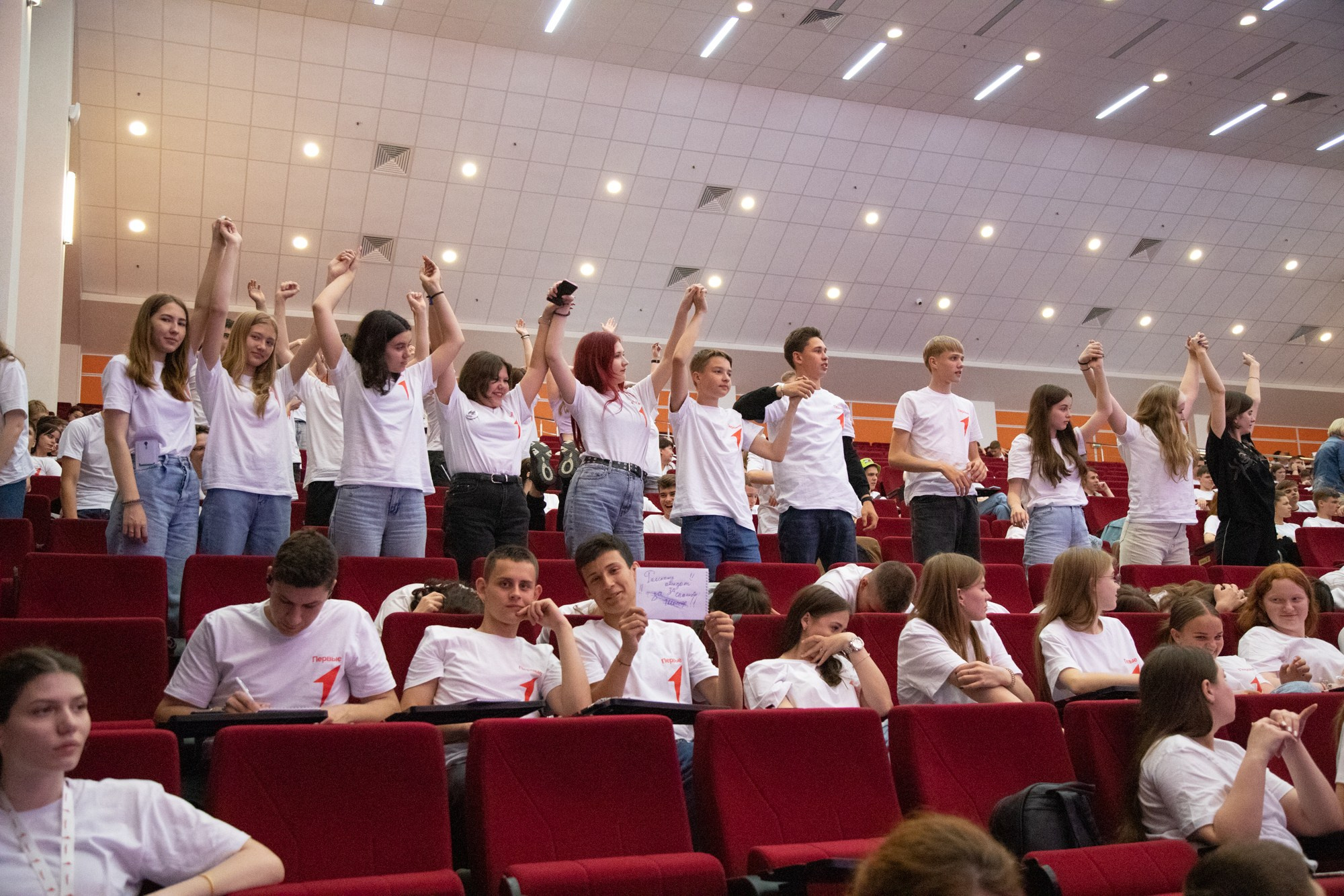 Первый фестиваль Движения Первых в Краснодаре. Репортажный, промышленный и маркетплейс-фотограф Дмитрий Чернат