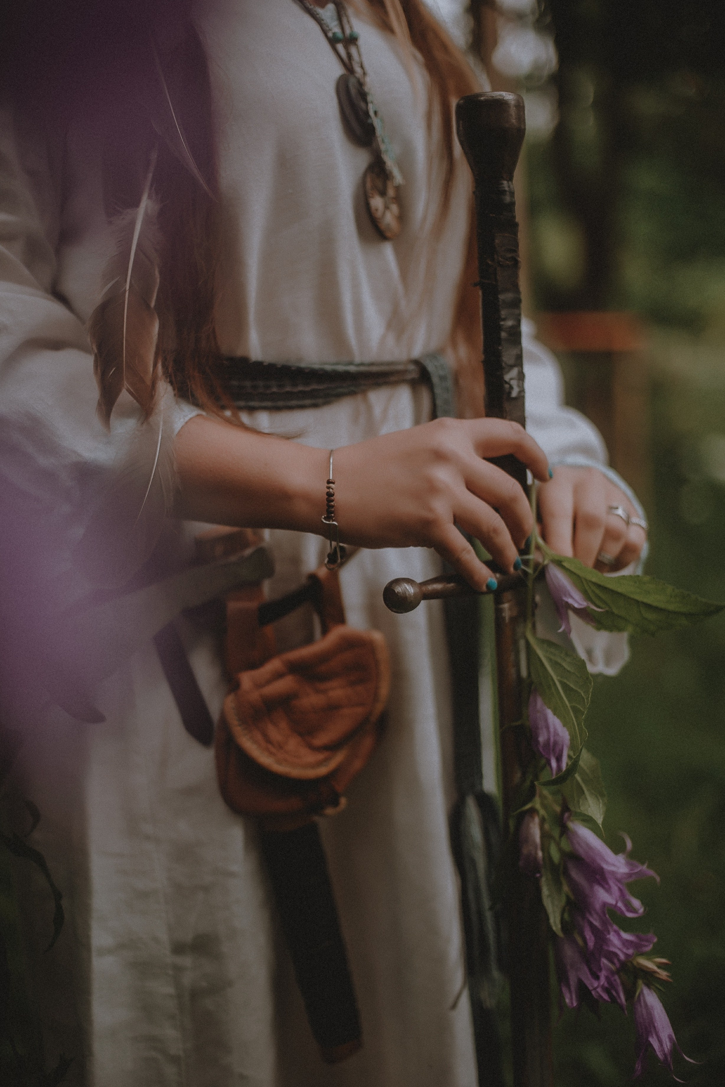 Славянская мифология. Богиня Девана, бог Сварог и волк Ратибор. Свадебный и семейный фотограф в Москве Сажина Кристина КиМ. Свадебный оператор в Москве Сажин Максим