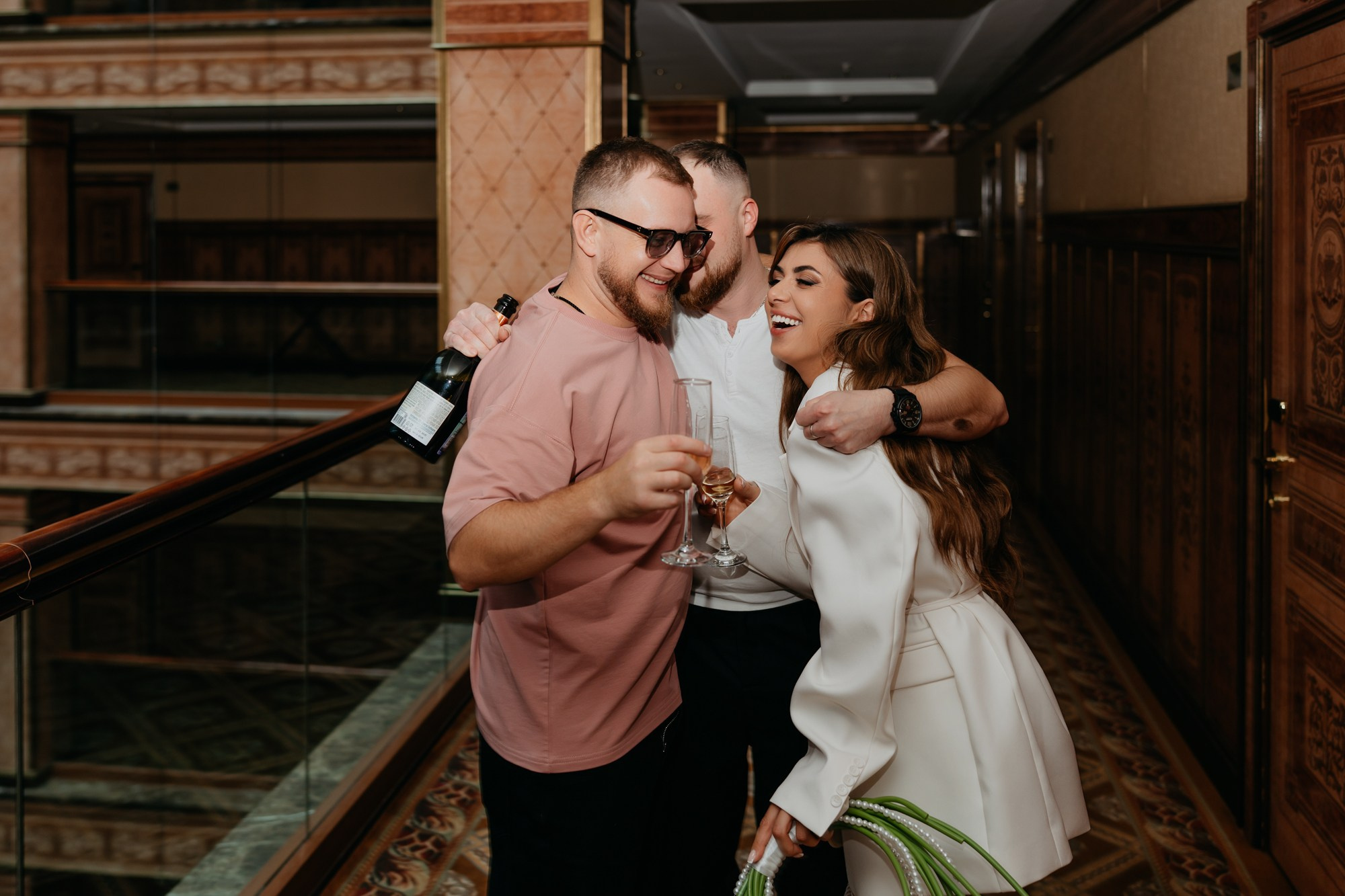 Свадебная фотосессия в отеле Royal. Свадебный и репортажный фотограф в Ярославле Евгений Сальников