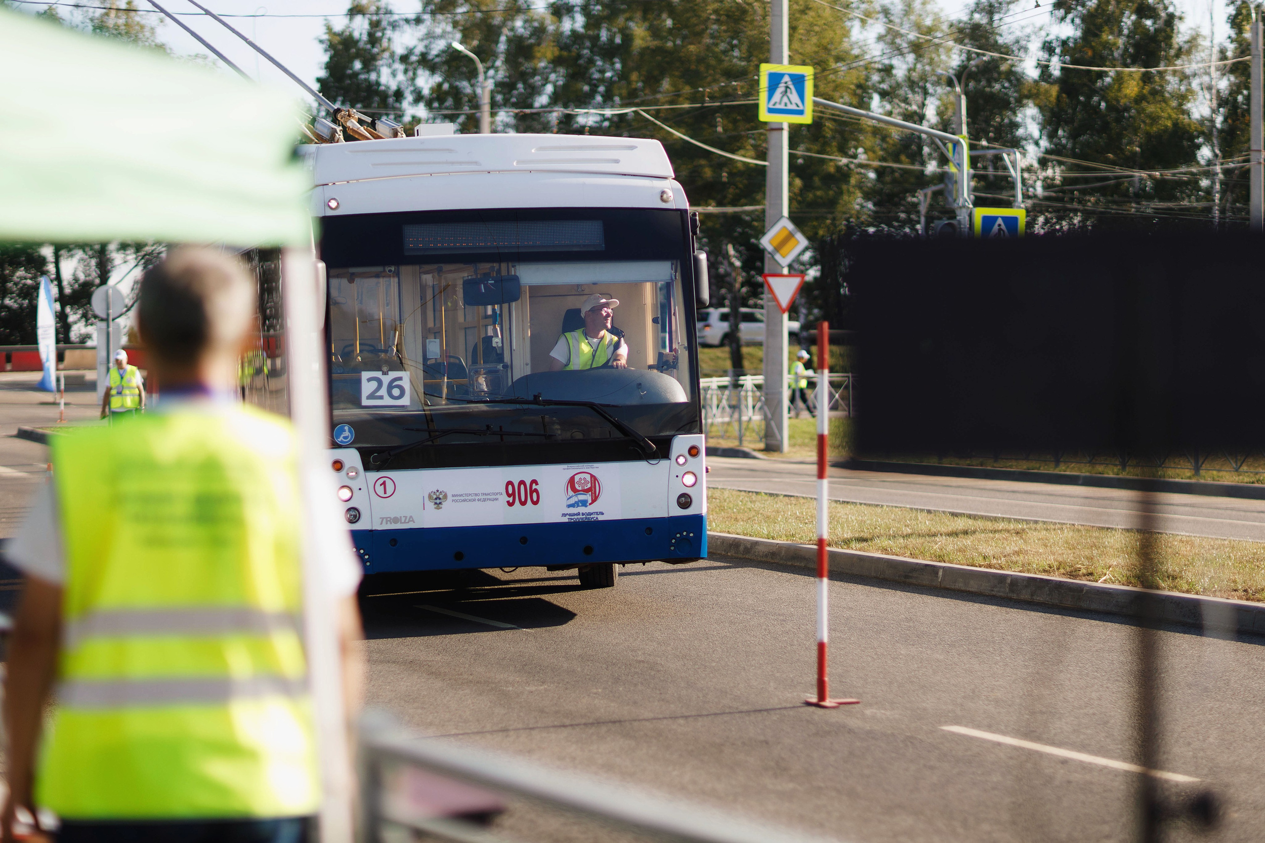 Лучший водитель троллейбуса России — 2024. Портретный и репортажный фотограф в Чебоксарах Андриян Чаркин