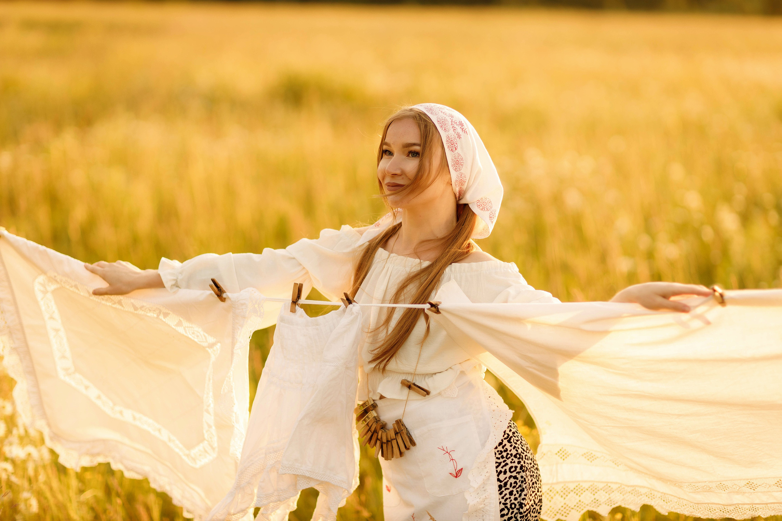 Тематическая фотосессия «Стирка» с Ларисой совместно с Ириной Павловой. Портретный и репортажный фотограф в Чебоксарах Андриян Чаркин