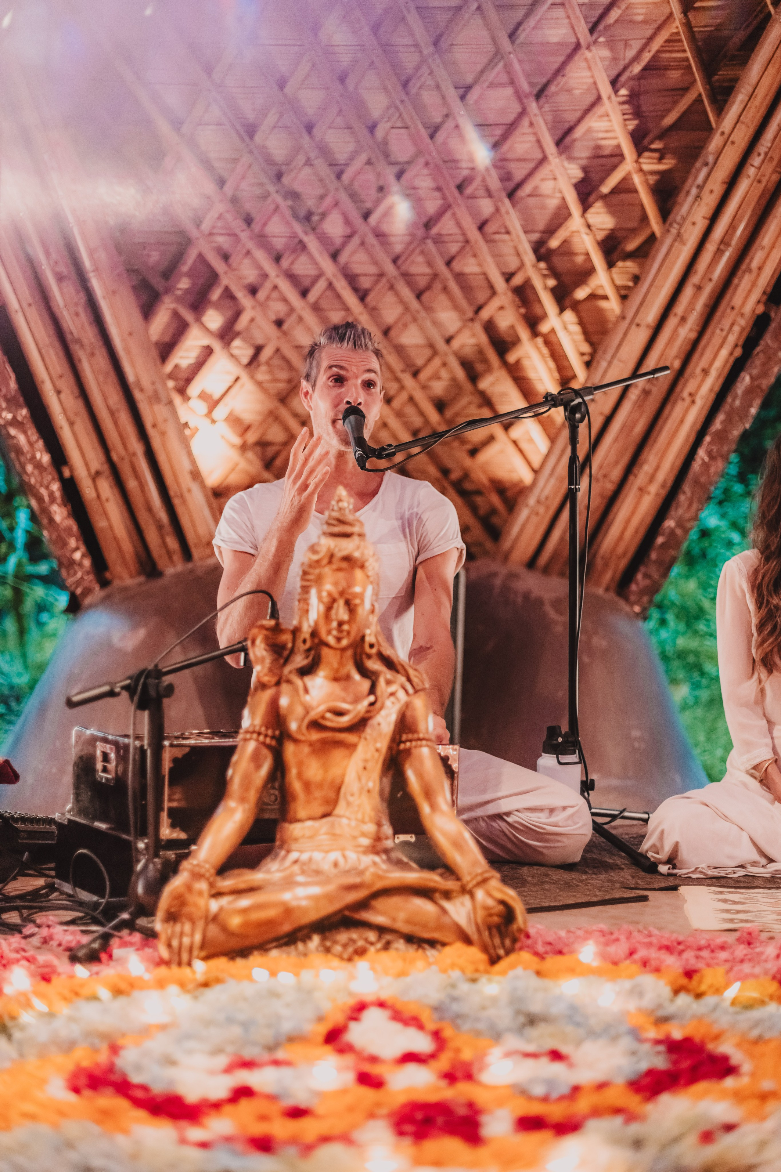 Bhakti Bliss kirtan at Alchemy. Mariam Bagdasaryan