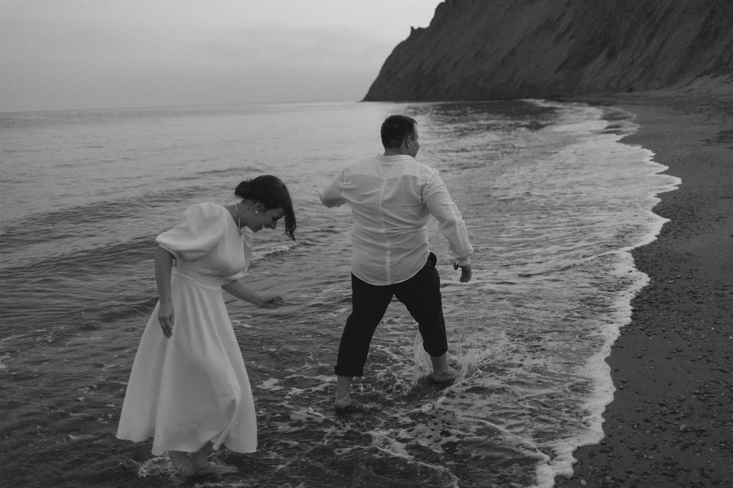 Свадебная фотосессия в районе мыса Хамелеон🖤. Свадебный фотограф Мироманов Николай в Крыму