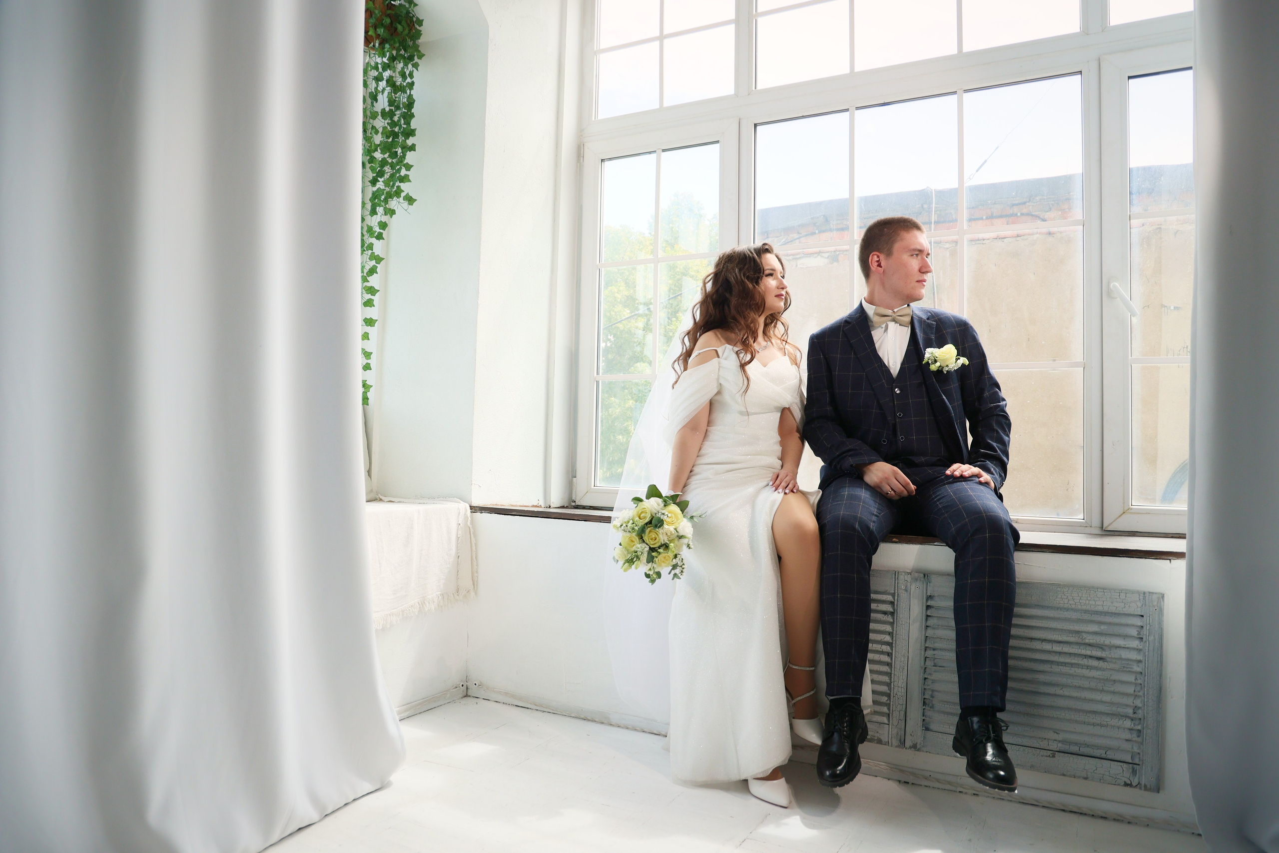 Свадебная фотосессия в студии «ЧеБэ» Самара. Свадебный видеограф и свадебный фотограф в Самаре Олег Слеб