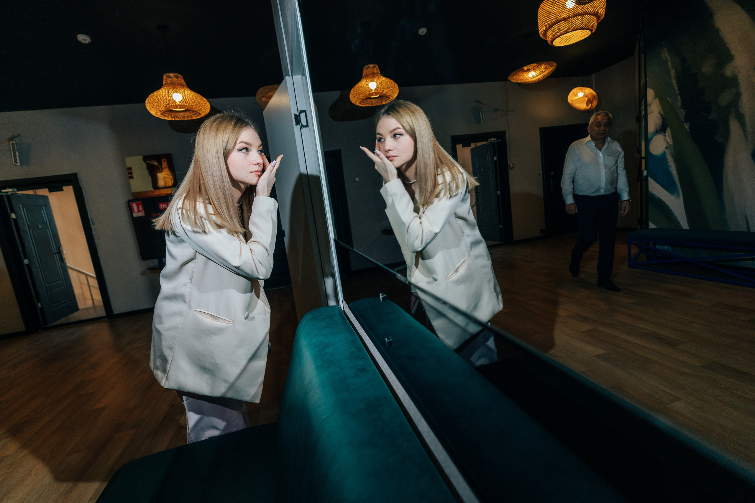 Красный кабриолет. Фотограф Ангарск Иркутск Ксения Король