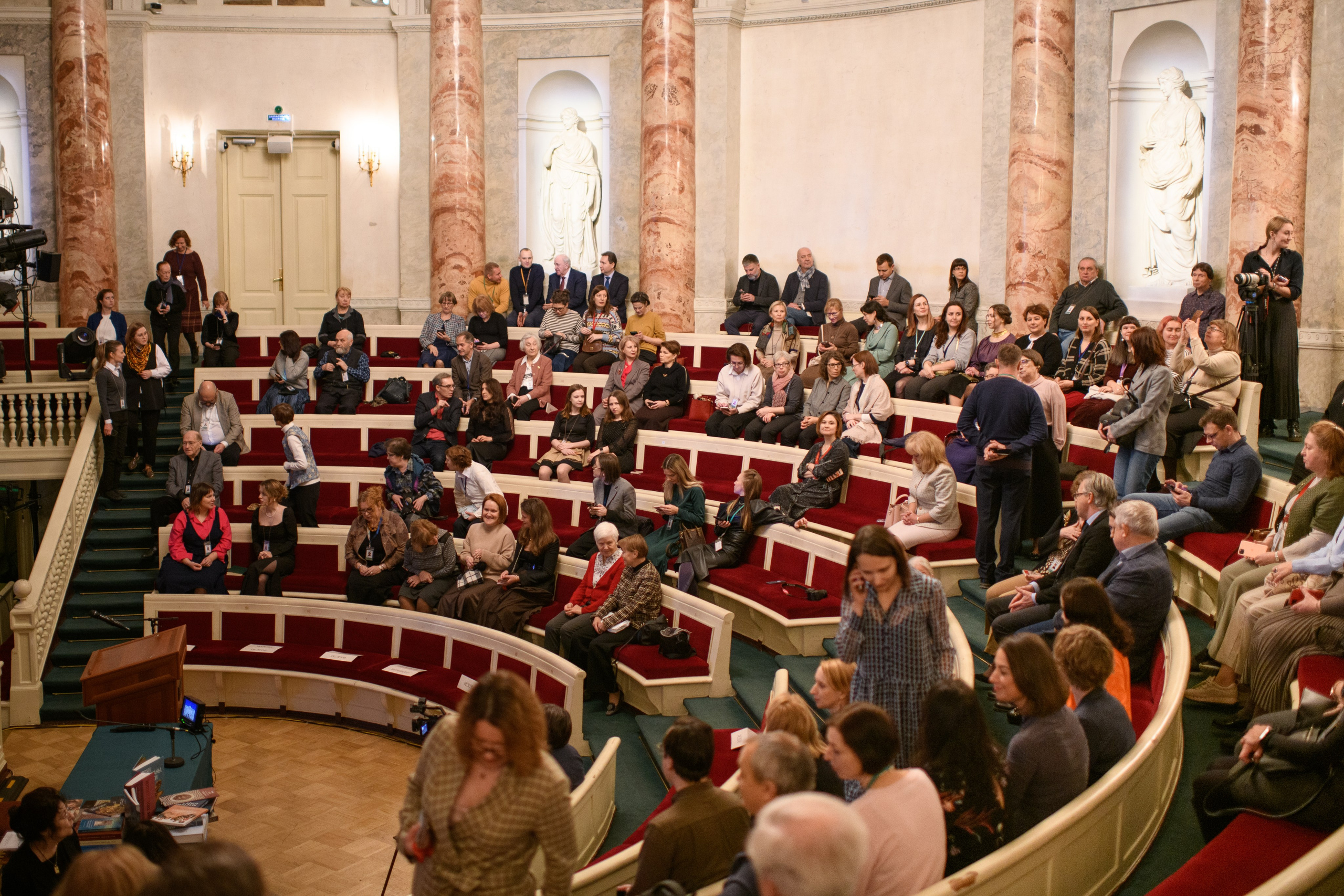 День Эрмитажа. Организация и проведение фотосъемок в Санкт-Петербурге. Фотограф Смирягин Илья