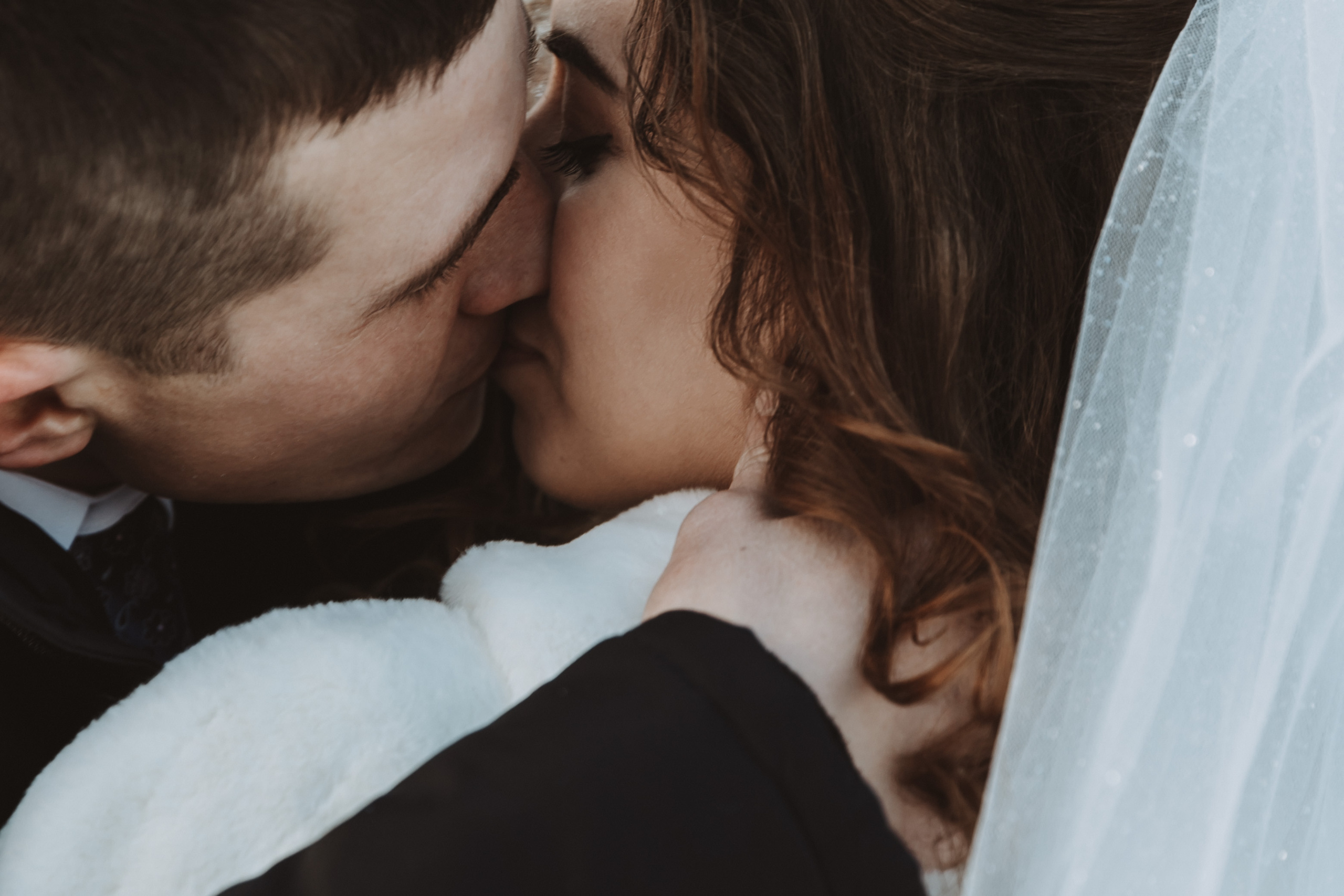 Александр и Виктория. Фотограф и ретушёр Мария Гущина