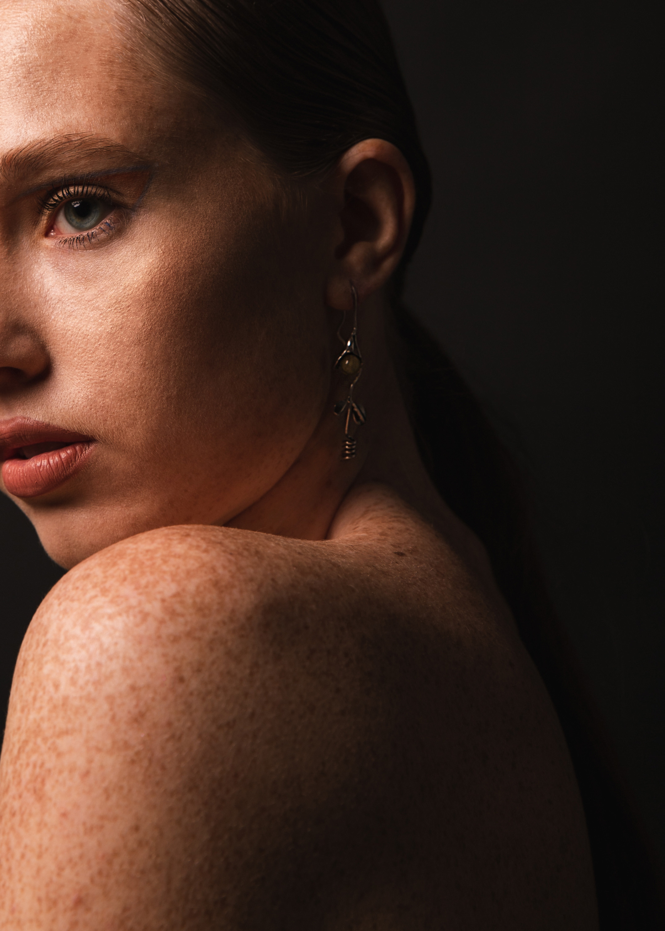 Съёмка украшений ручной работы. Дизайнер Анна Широкова. Фотограф и ретушёр Мария Гущина