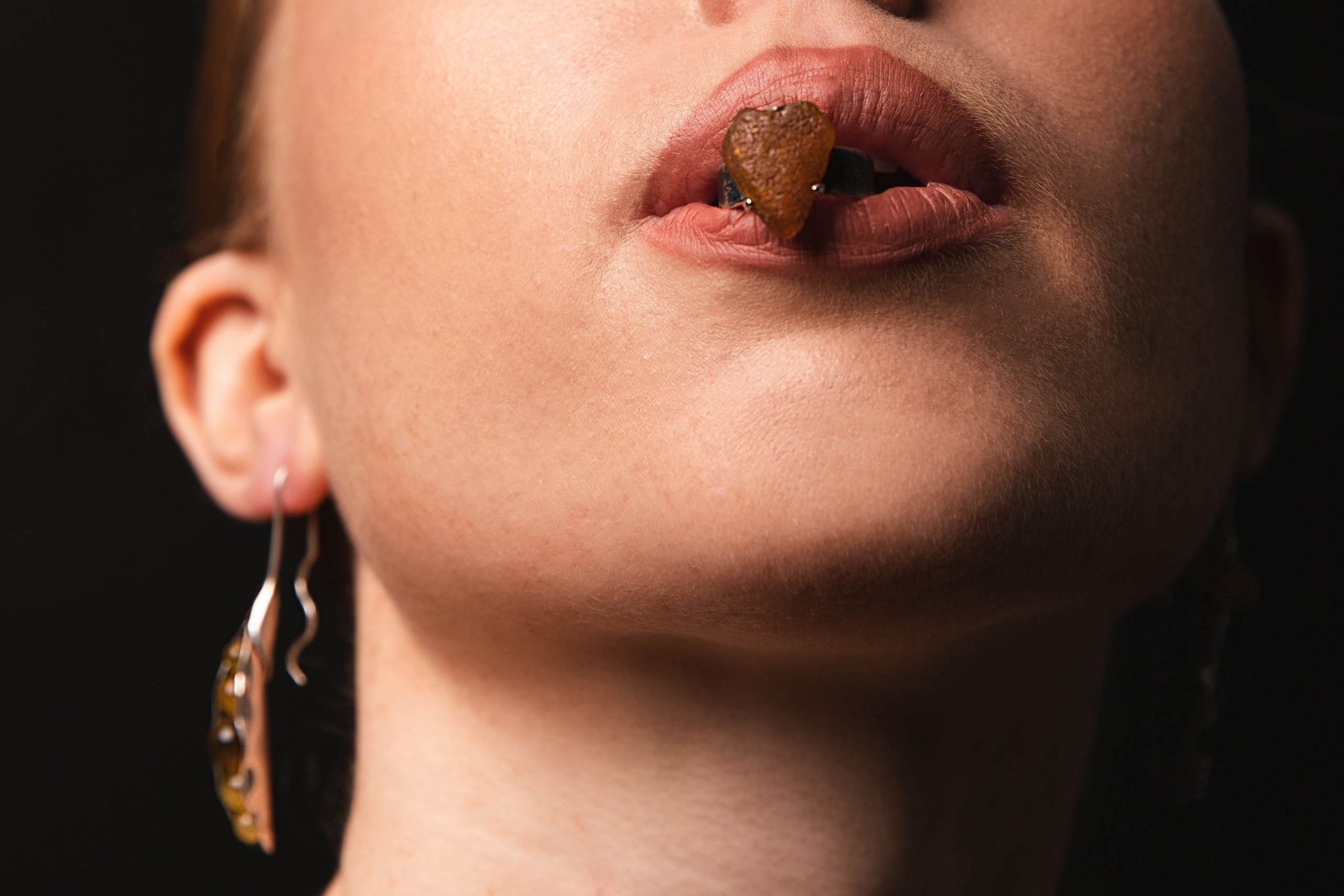 Съёмка украшений ручной работы. Дизайнер Анна Широкова. Фотограф и ретушёр Мария Гущина