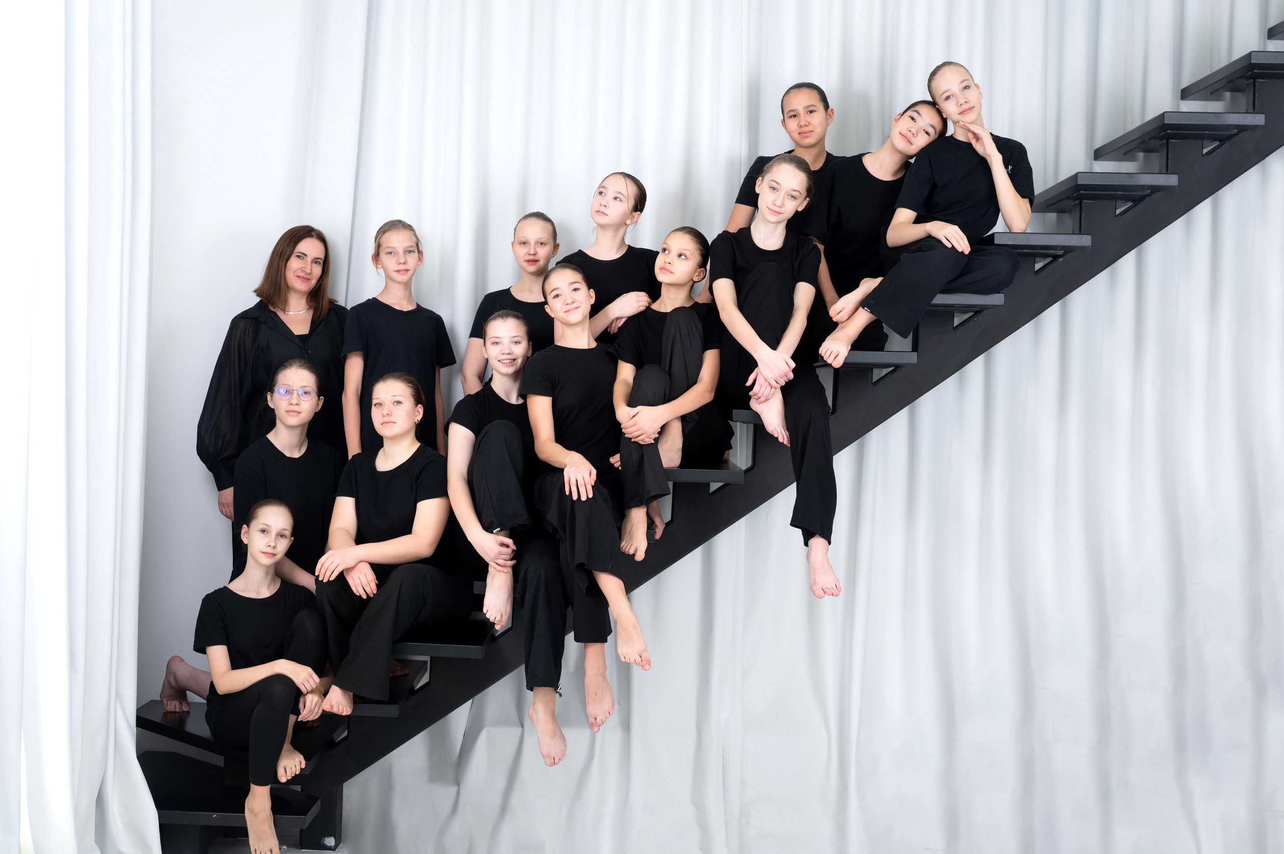 Выпускной альбом хореографичесского коллектива «Пилигрим». Фотограф новорожденных, семейный детский в Тюмени Татьяна Морозова