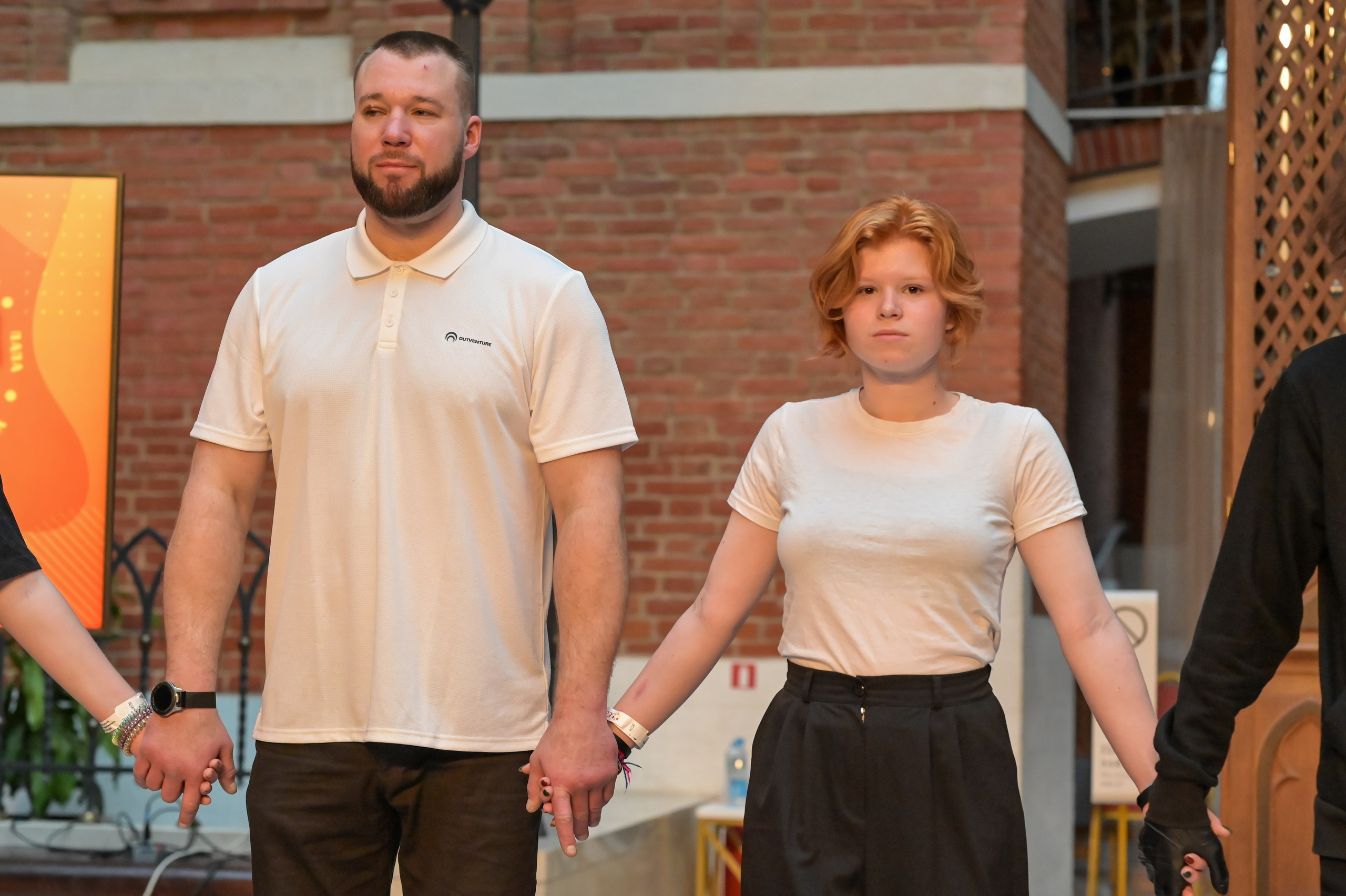 «Люди как люди» Царицыно 2024 г. Семейный и репортажный фотограф в Москве Анастасия Трубкина