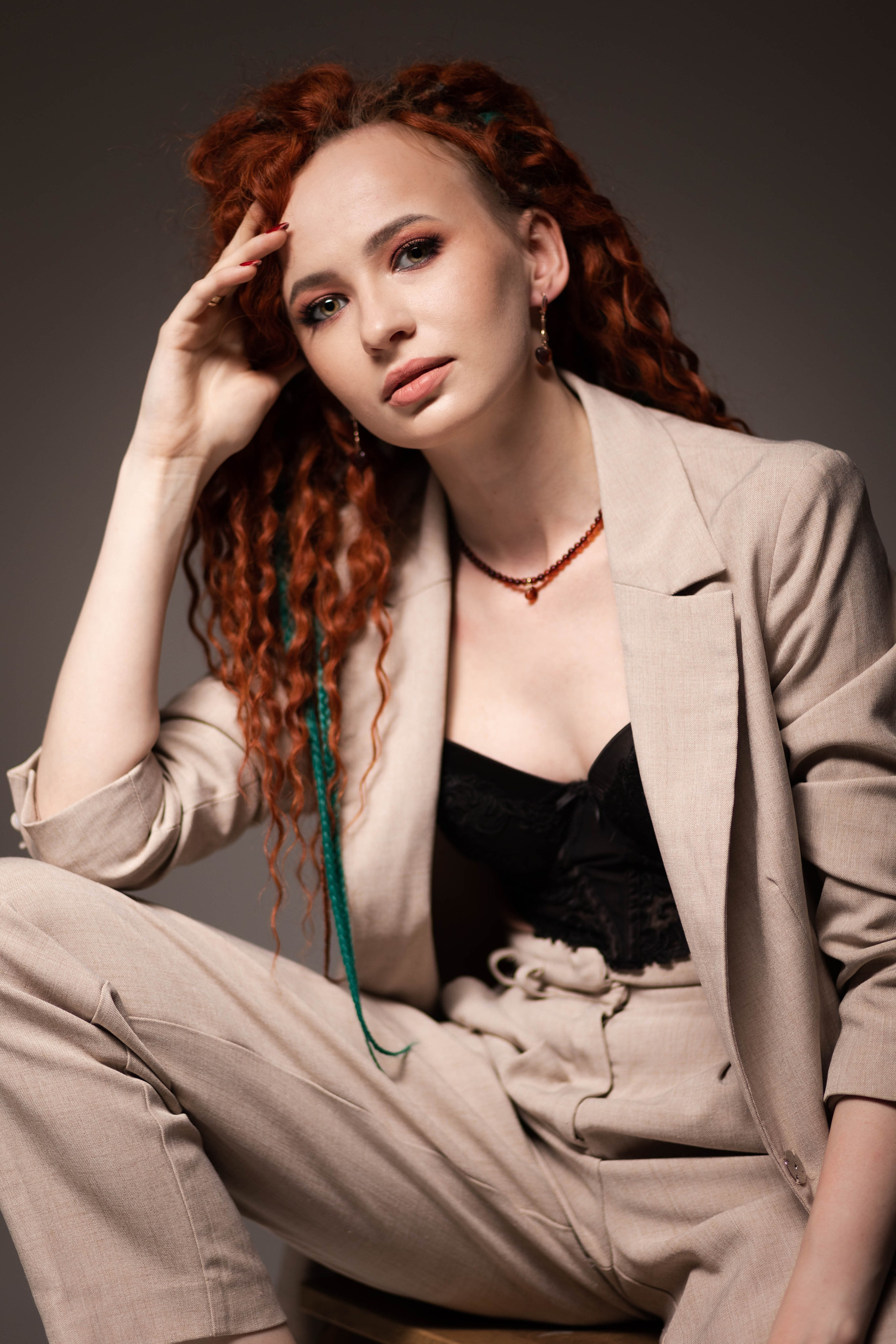 Женский портрет. Главная