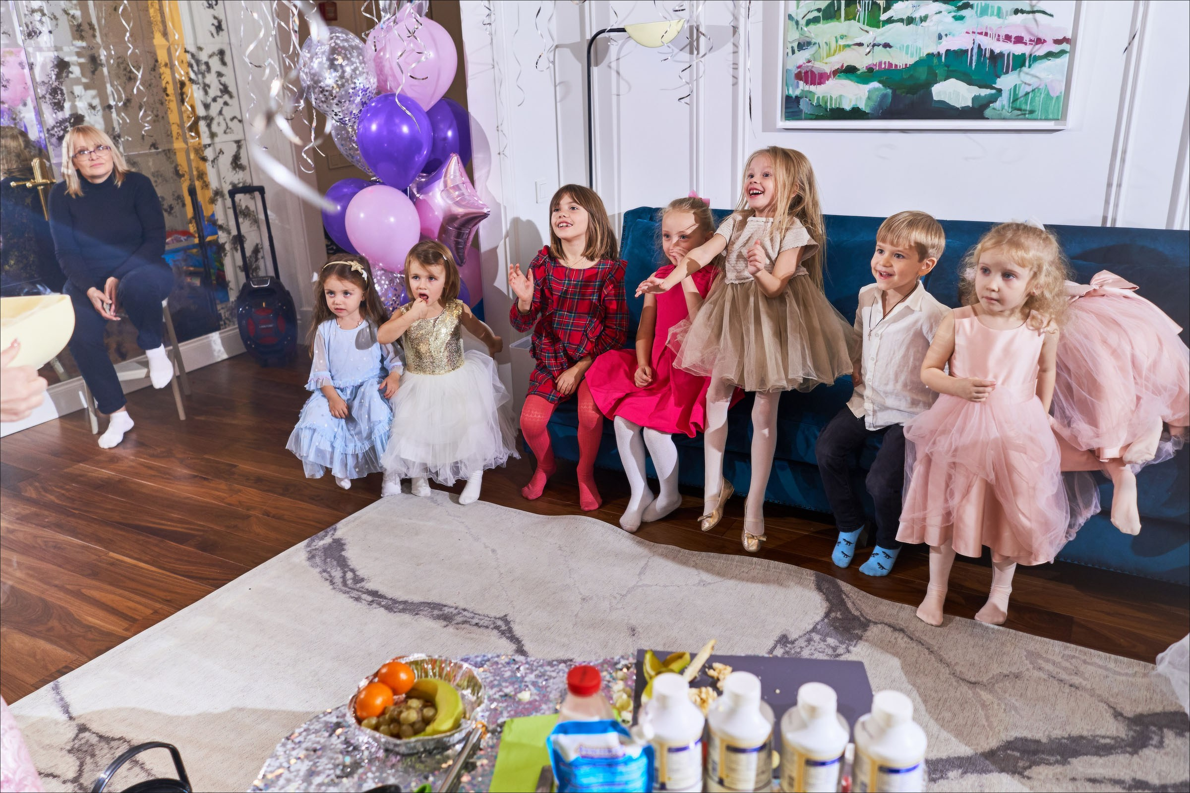 Маленький праздник для сестер;). Фотограф в Москве Нафиков Руслан. Репортажная съемка, Портрет