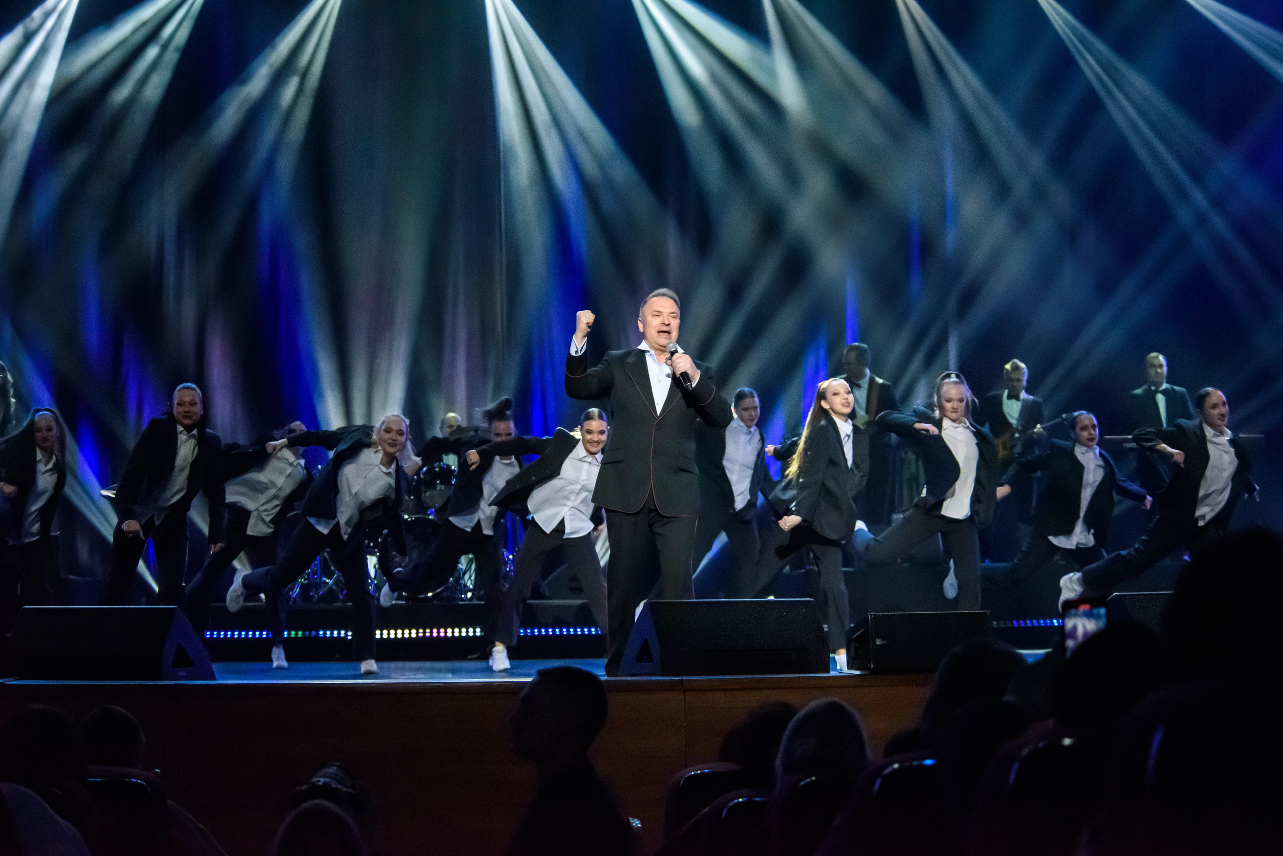 Лариса Рубальская «40 лет с песней по жизни» — Крокус Сити Холл. Бренд-фотограф для экспертов и блогеров в Москве Влада Горбовская