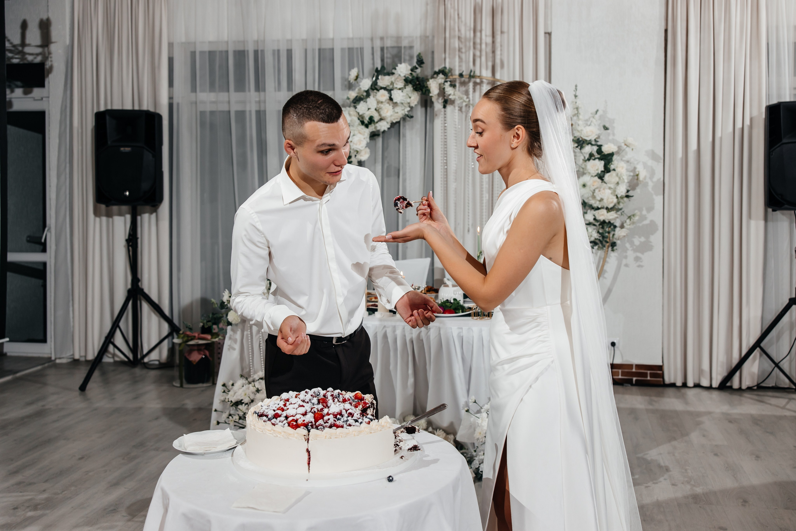 Анонс свадьбы для Яны и Юрия. Гаспра, Вилла Танго. Свадебный фотограф в Крыму и Севастополе Ольга Баскакова