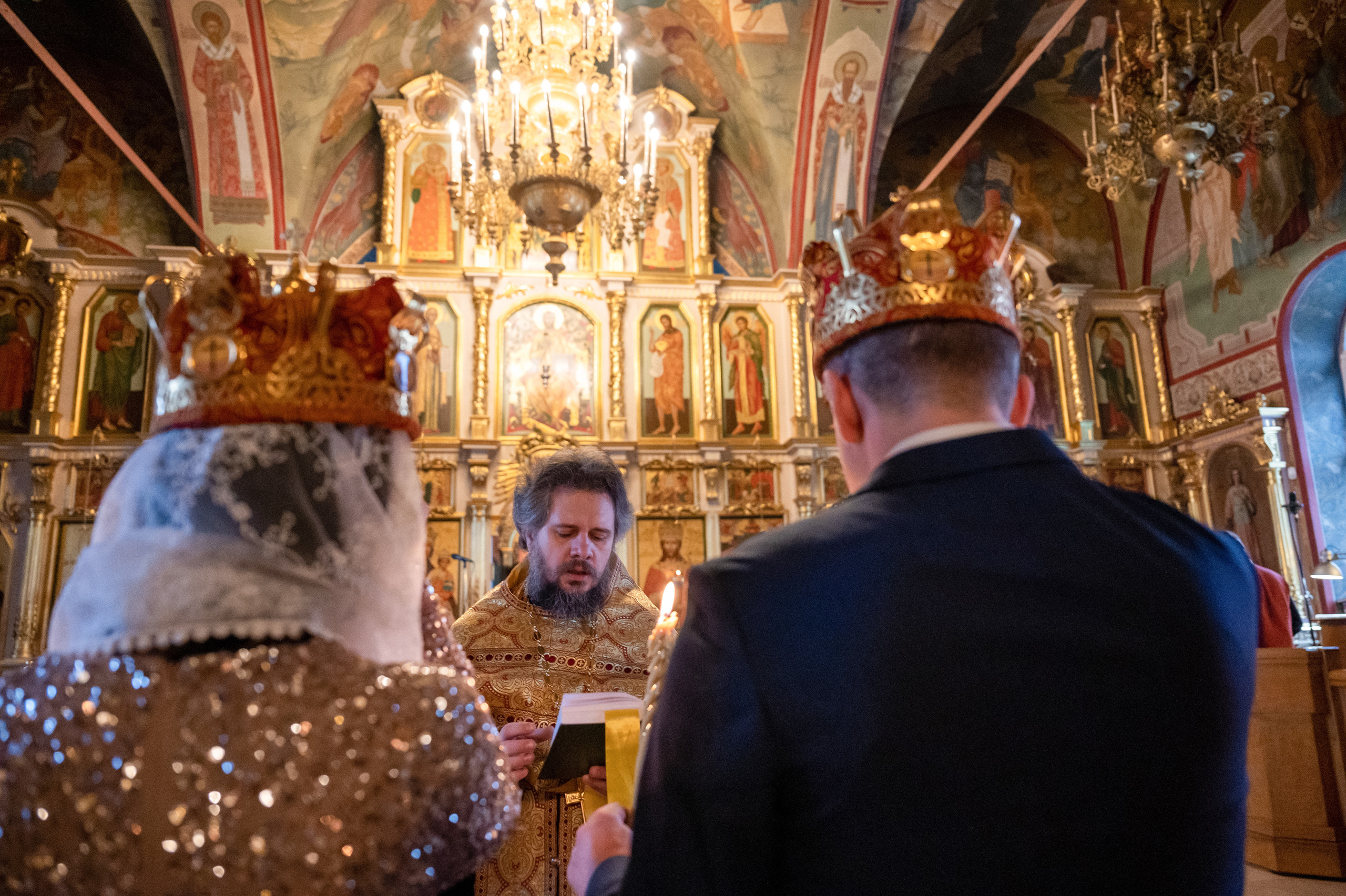 Венчание Александра и Ирины. Семейный и контент фотограф в Москве Alira