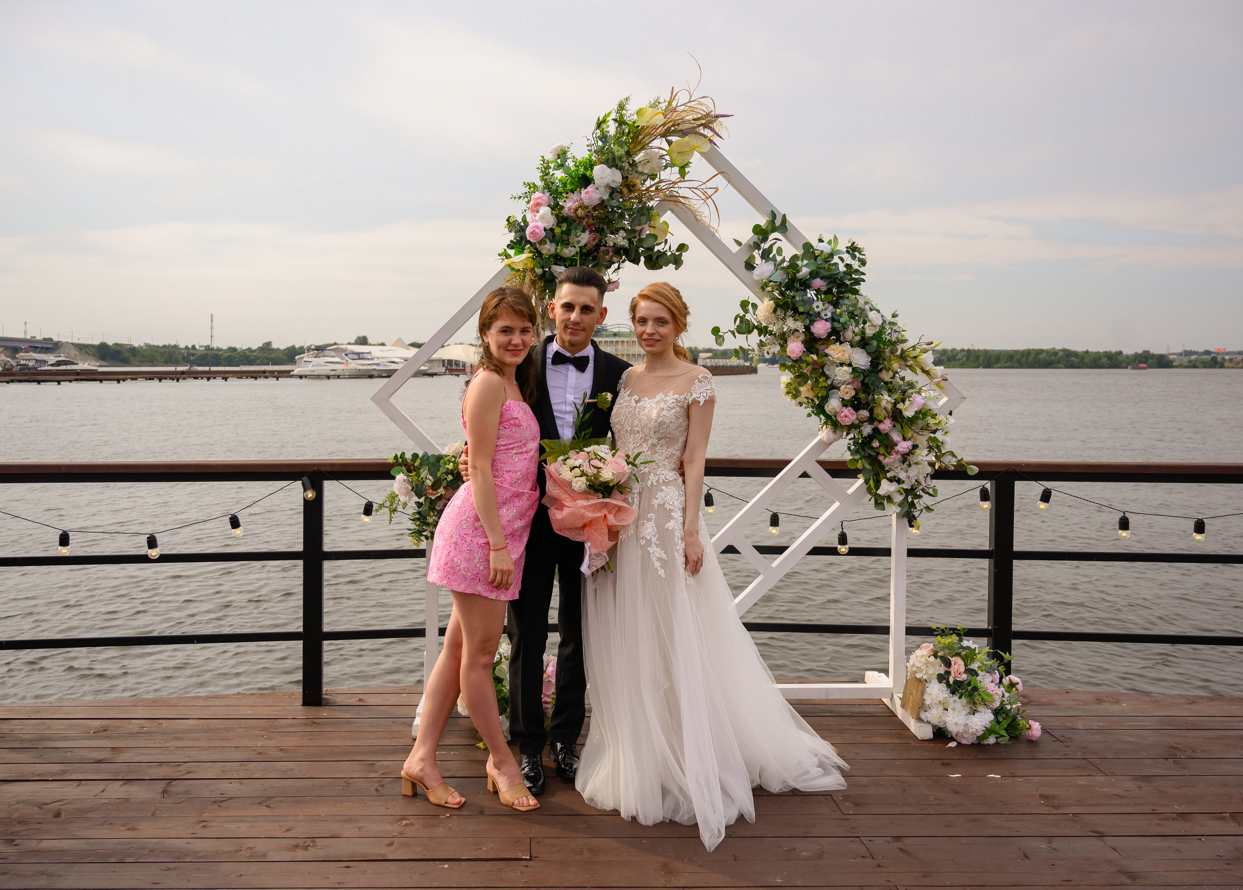 Свадьба на закате, съемка на закате. Семейный и контент фотограф в Москве Alira