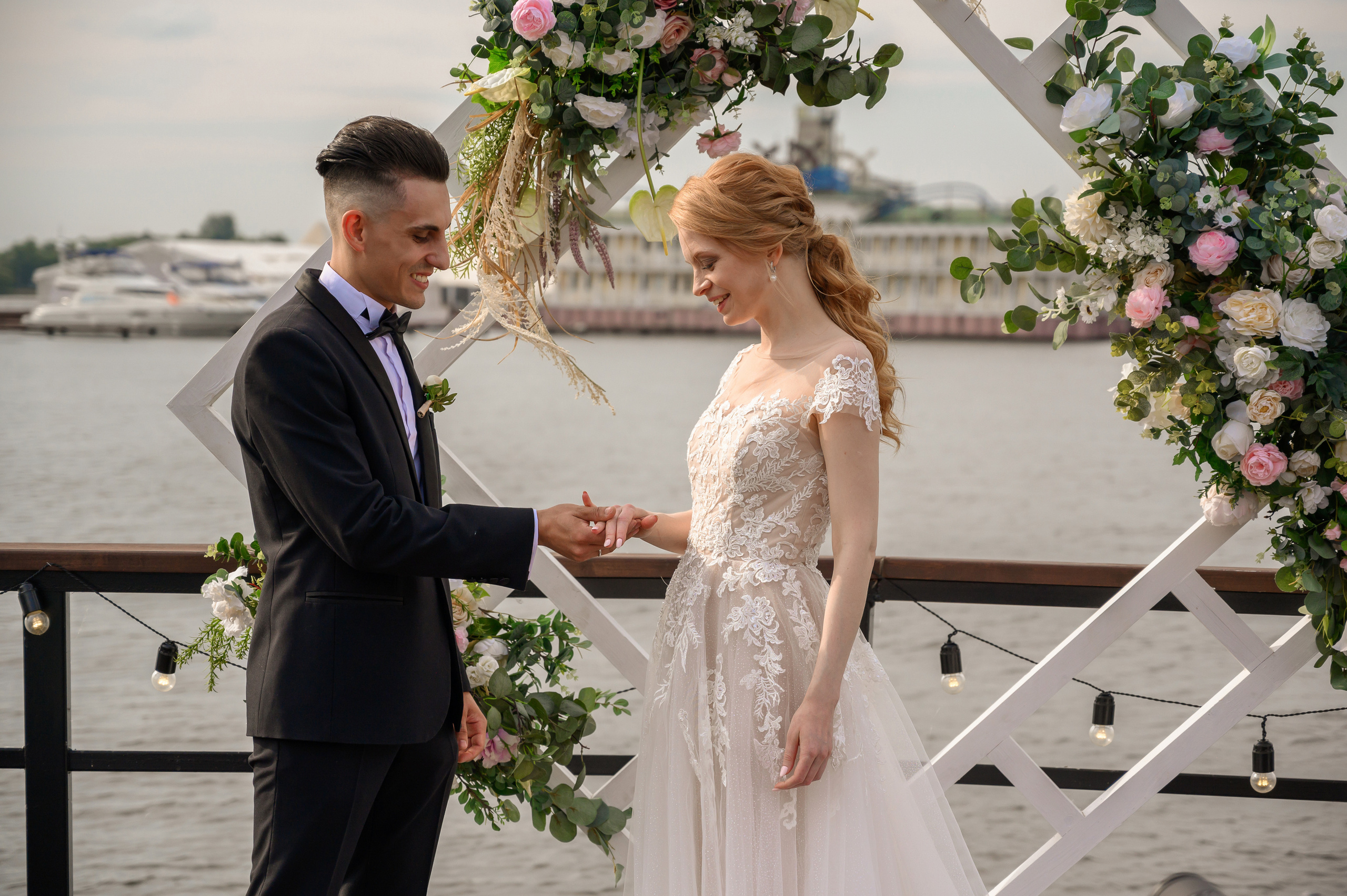 Свадьба на закате, съемка на закате. Семейный и контент фотограф в Москве Alira