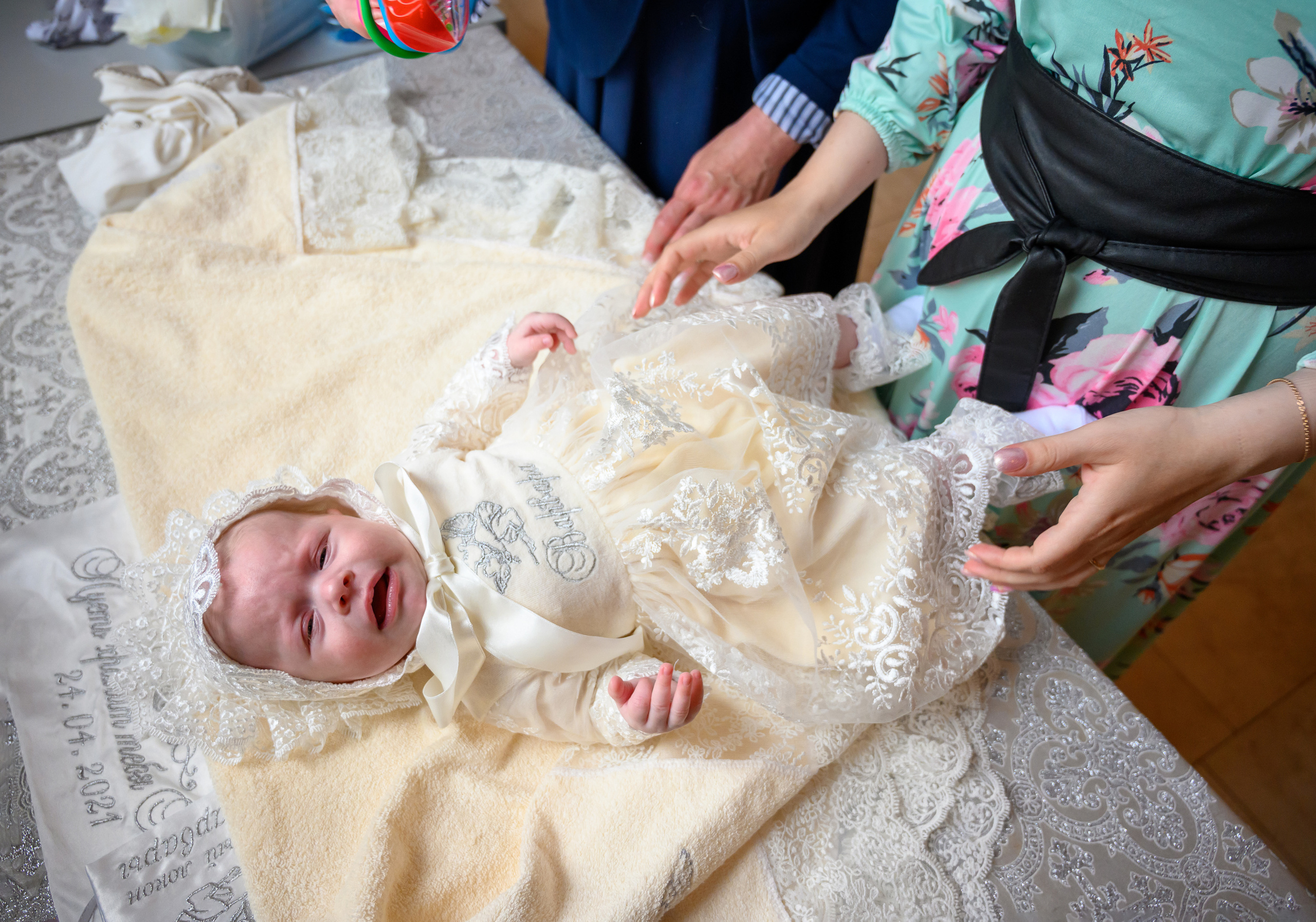 Крещение Варвары. Семейный и контент фотограф в Москве Alira