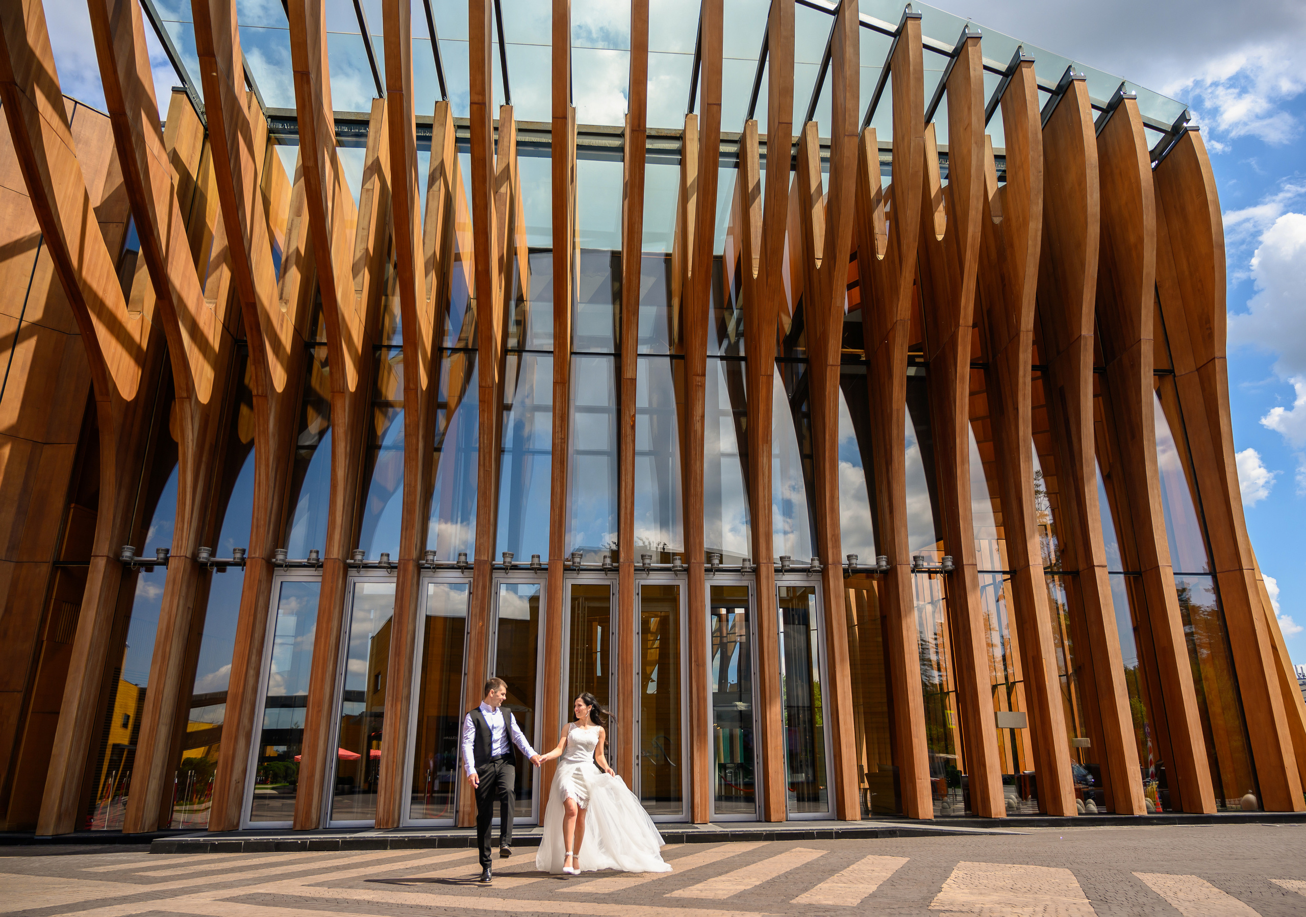 Свадьба, кабриолет В Барвихе. Семейный и контент фотограф в Москве Alira