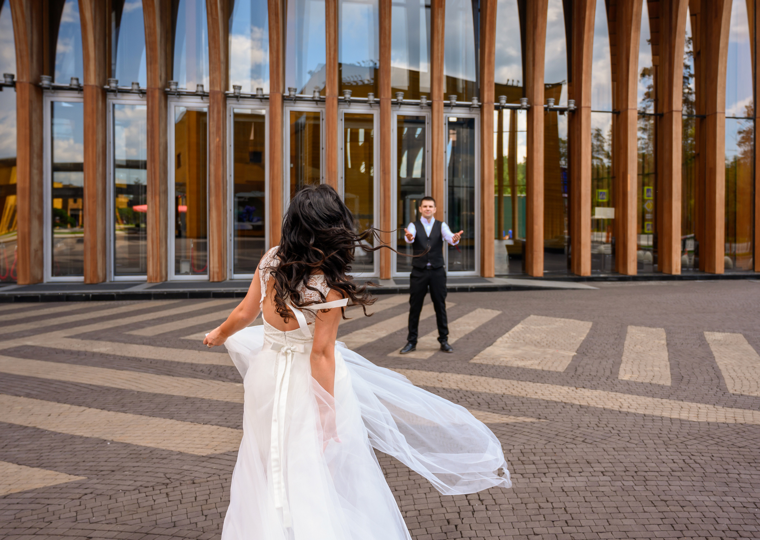 Свадьба, кабриолет В Барвихе. Семейный и контент фотограф в Москве Alira