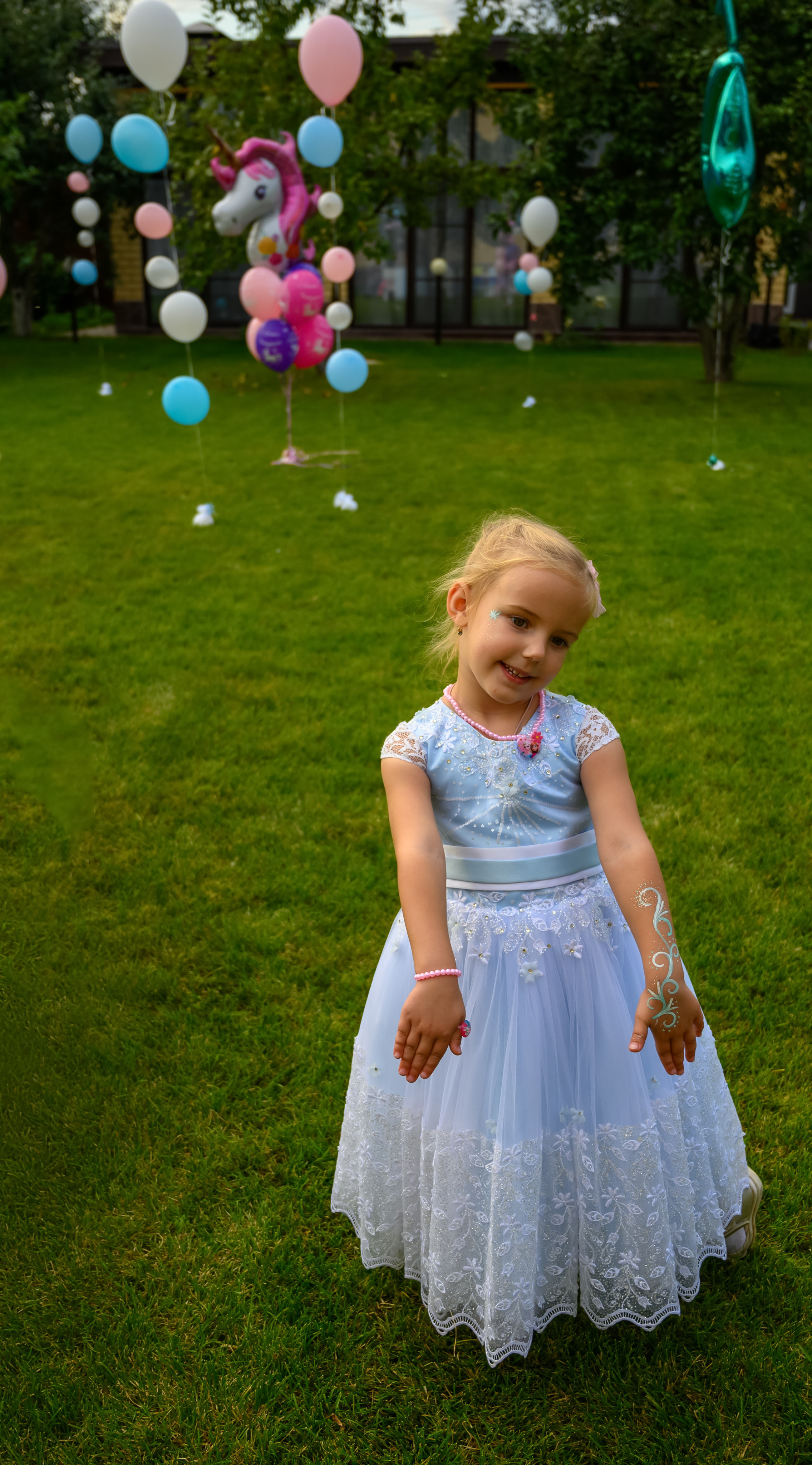 ДР Насти 4 года. Семейный и контент фотограф в Москве Alira