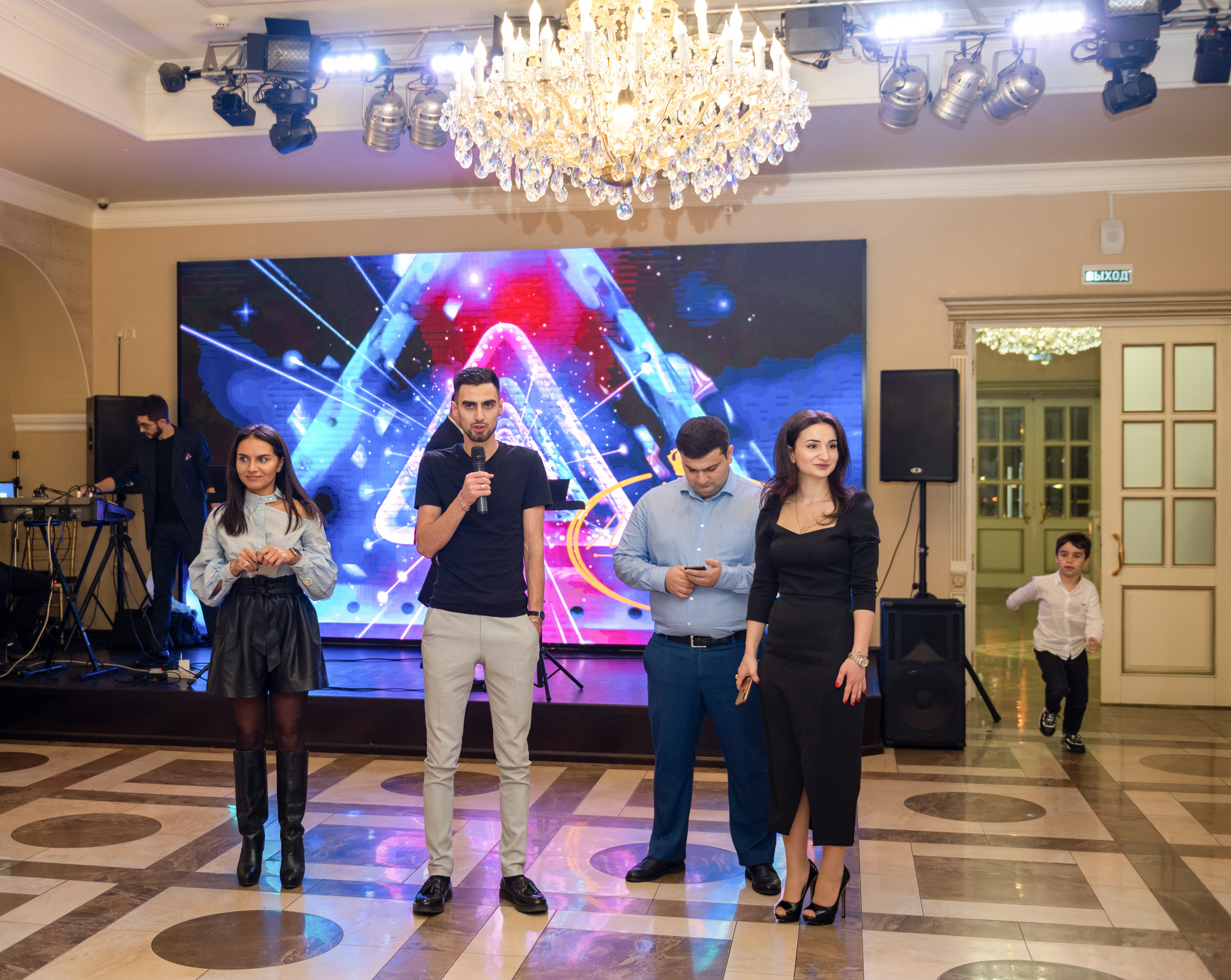 ДР Алексана 1 годик. Семейный и контент фотограф в Москве Alira